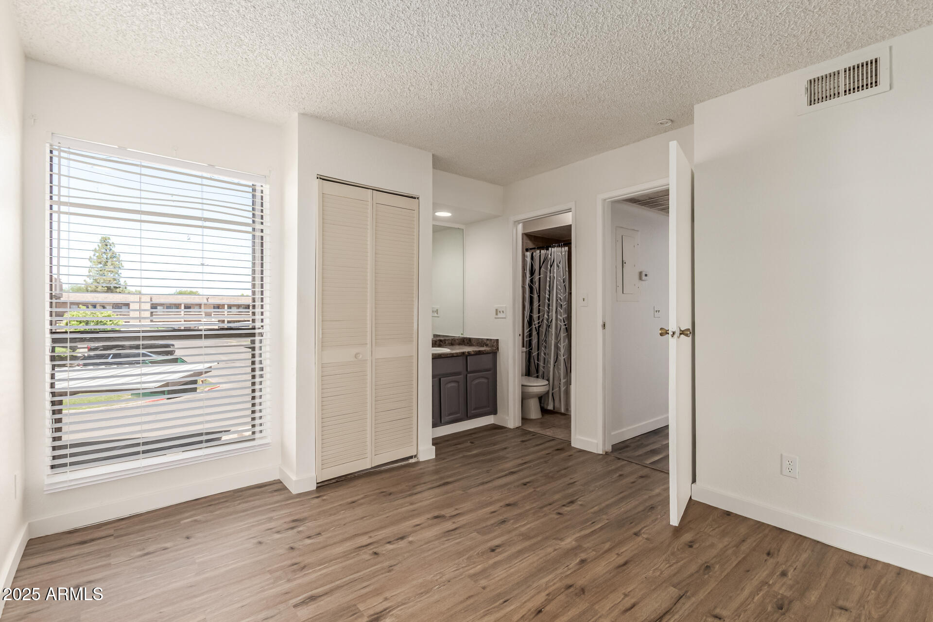 3601 W TIERRA BUENA Lane, 247