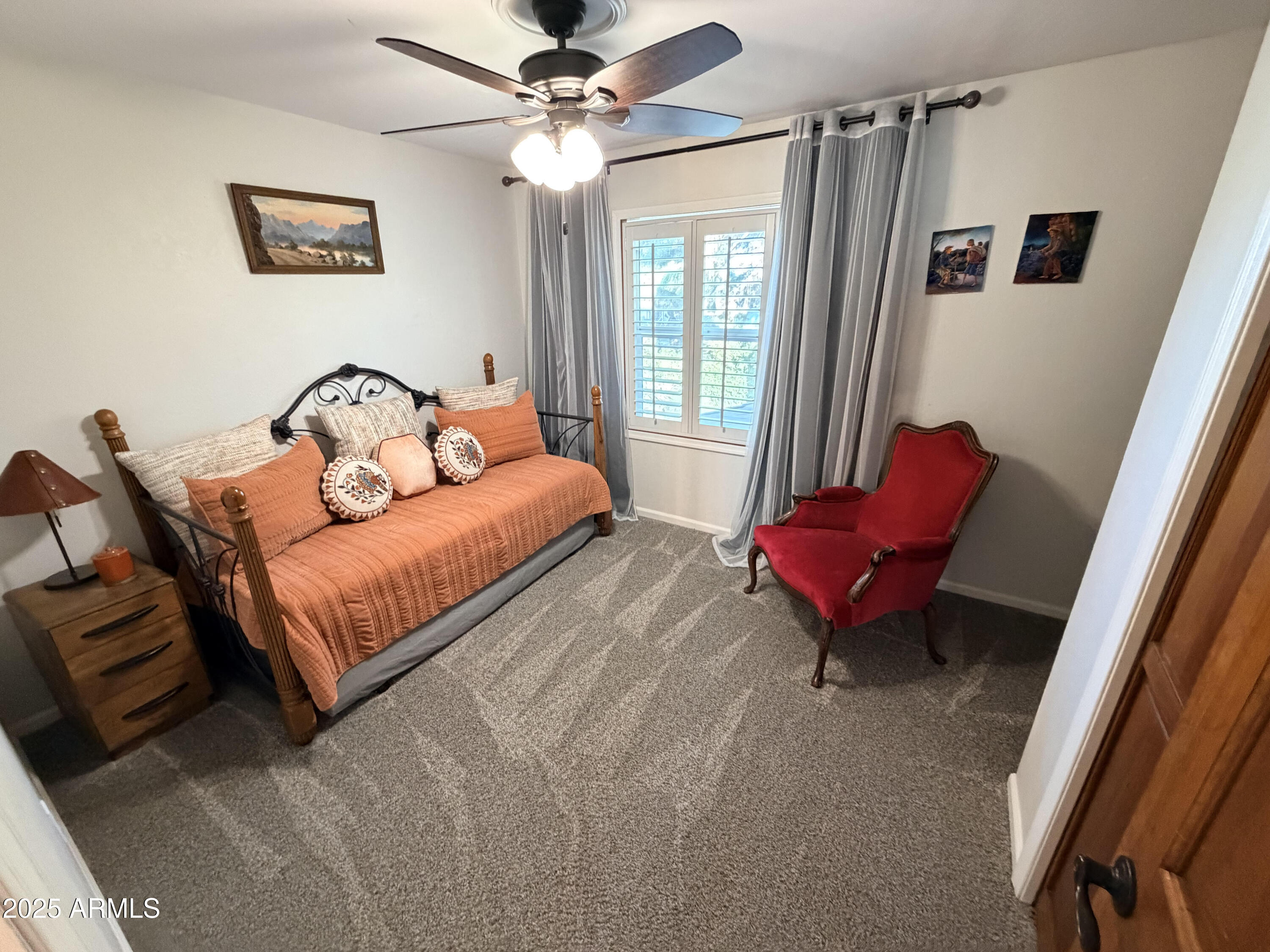 1934 E ENROSE Street