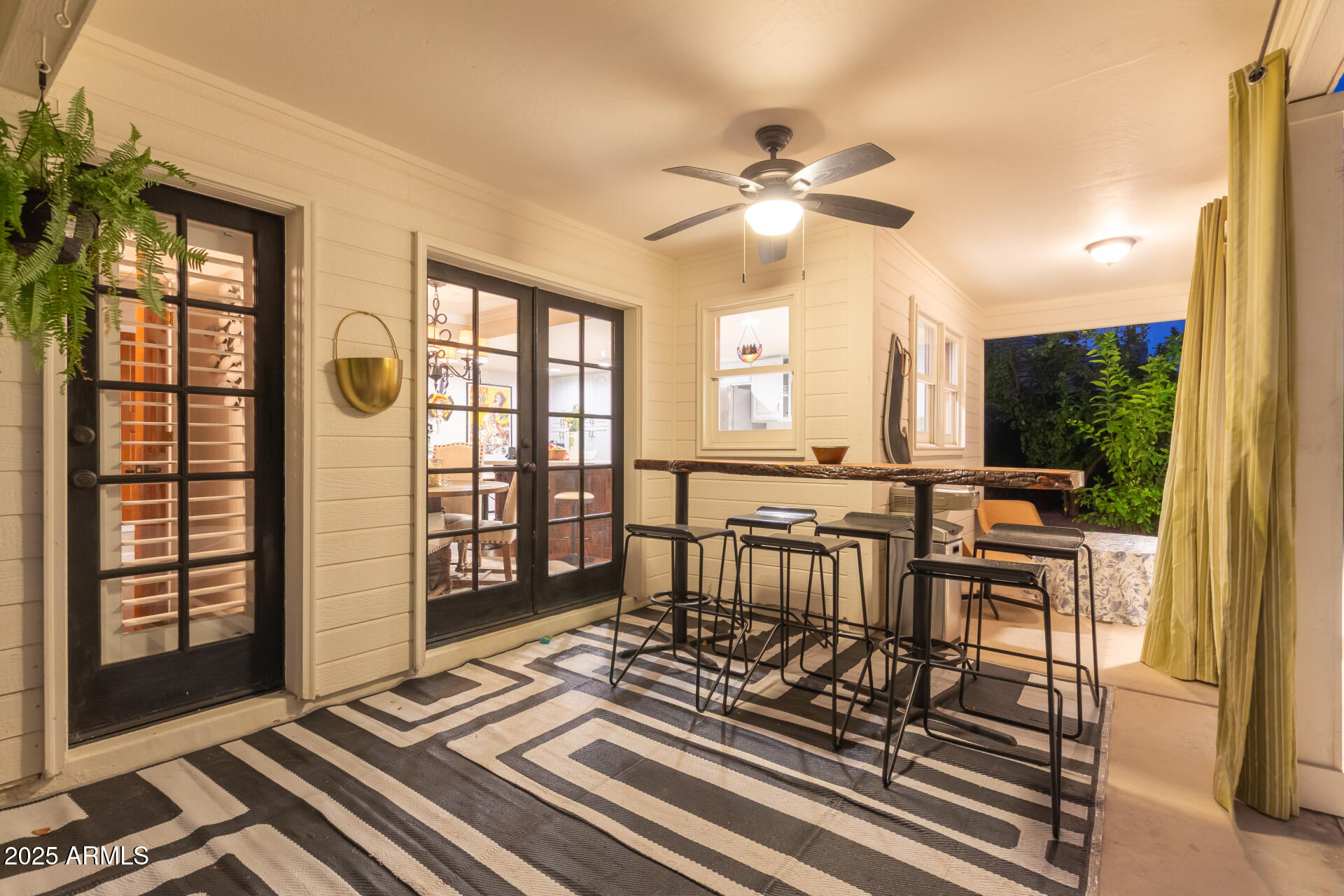 1934 E ENROSE Street