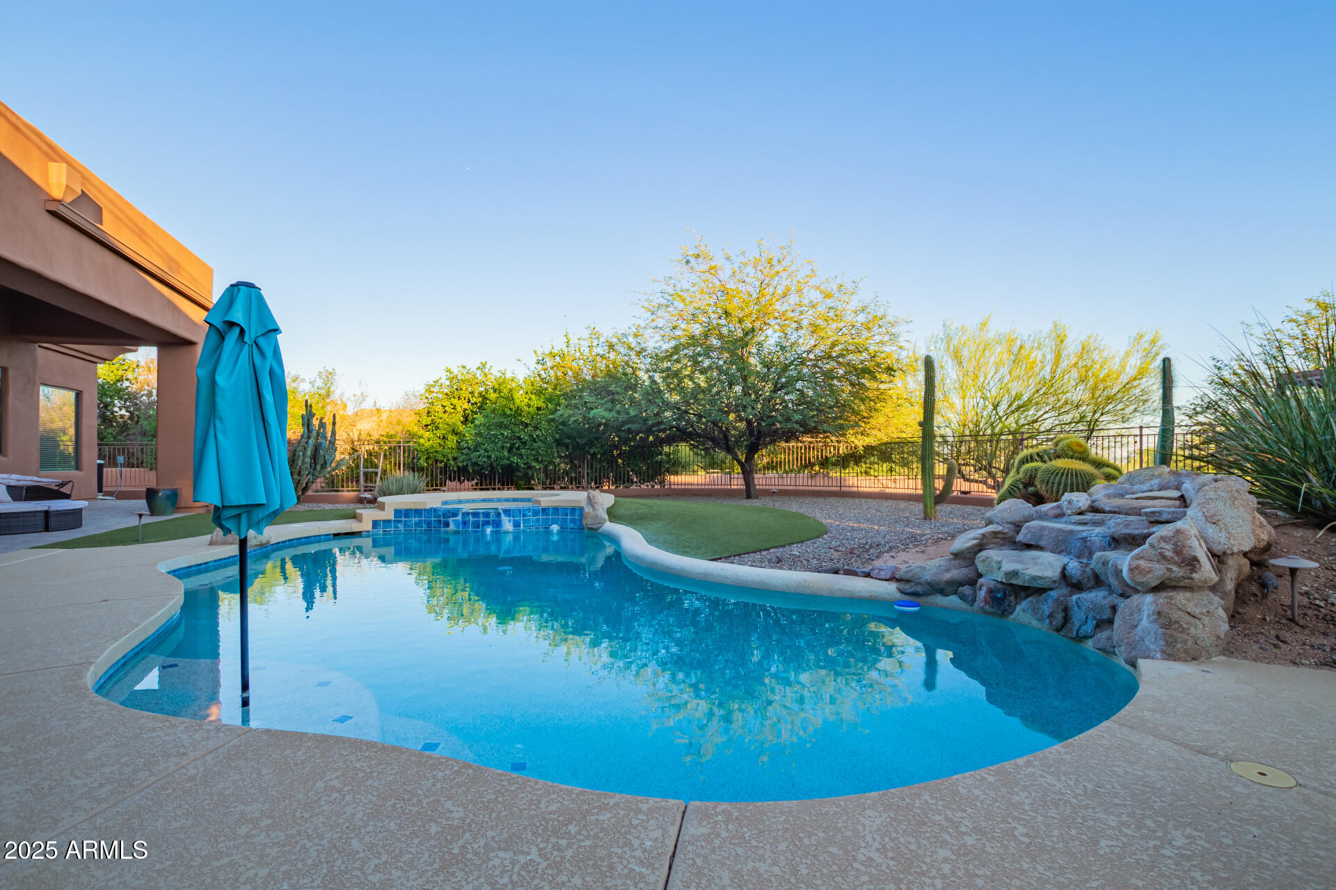 14521 E DESERT VISTA Trail