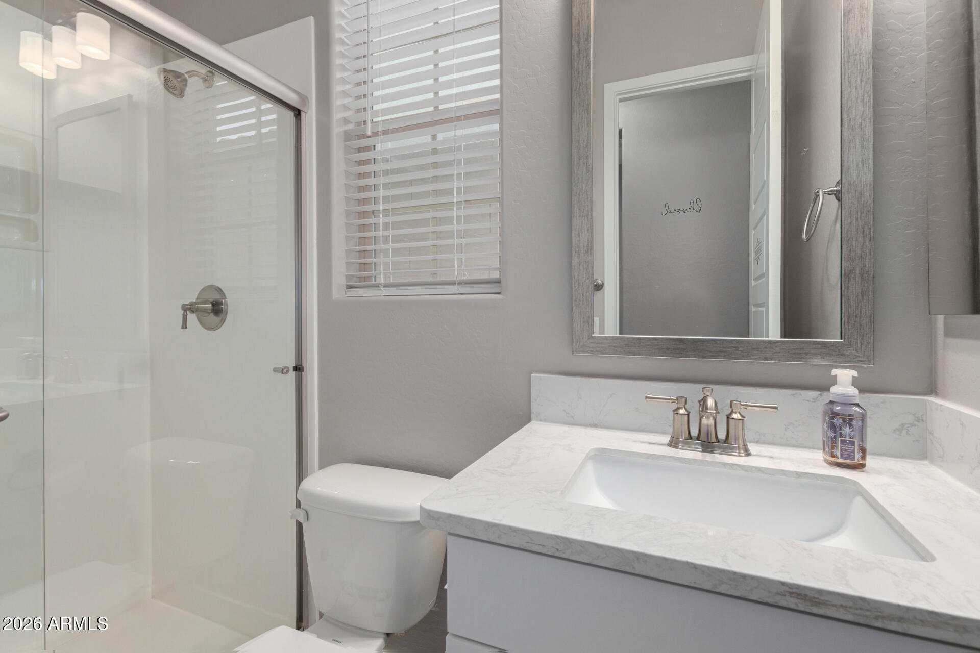 715 E SILVER FOX Way