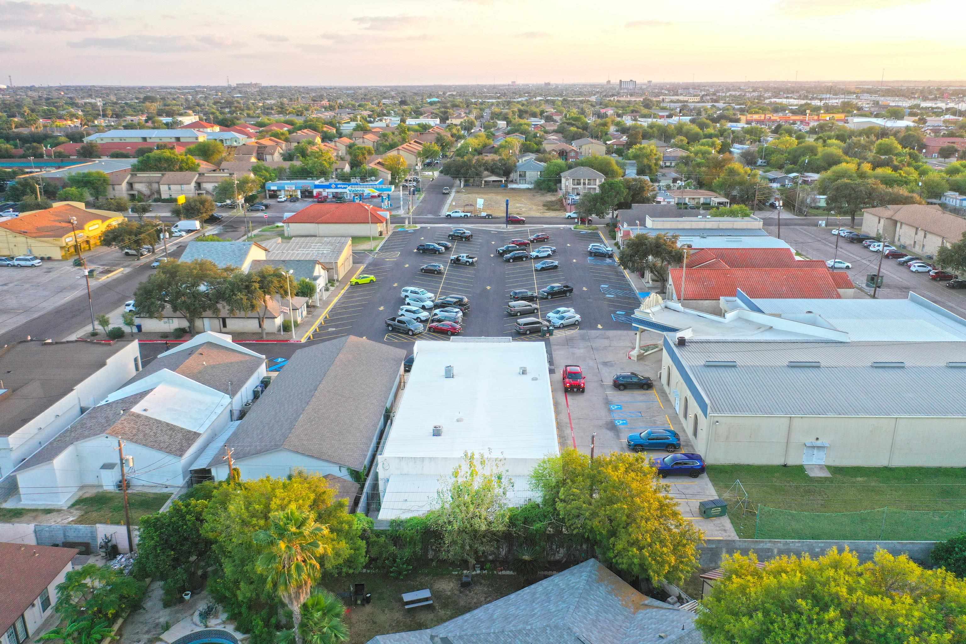 220 W Hillside Dr. Unit: 7