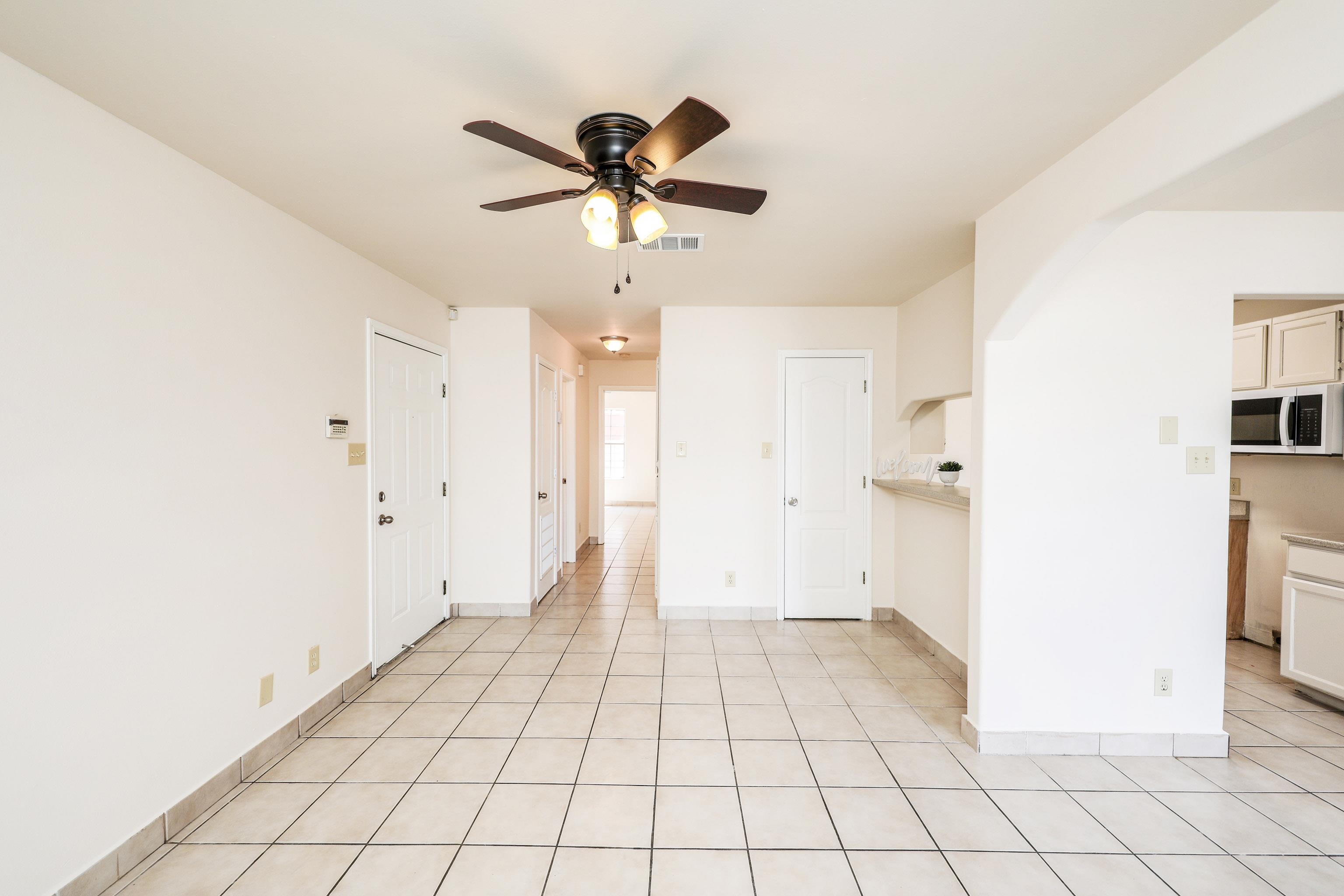 1752 Tiara Trl Unit: 903