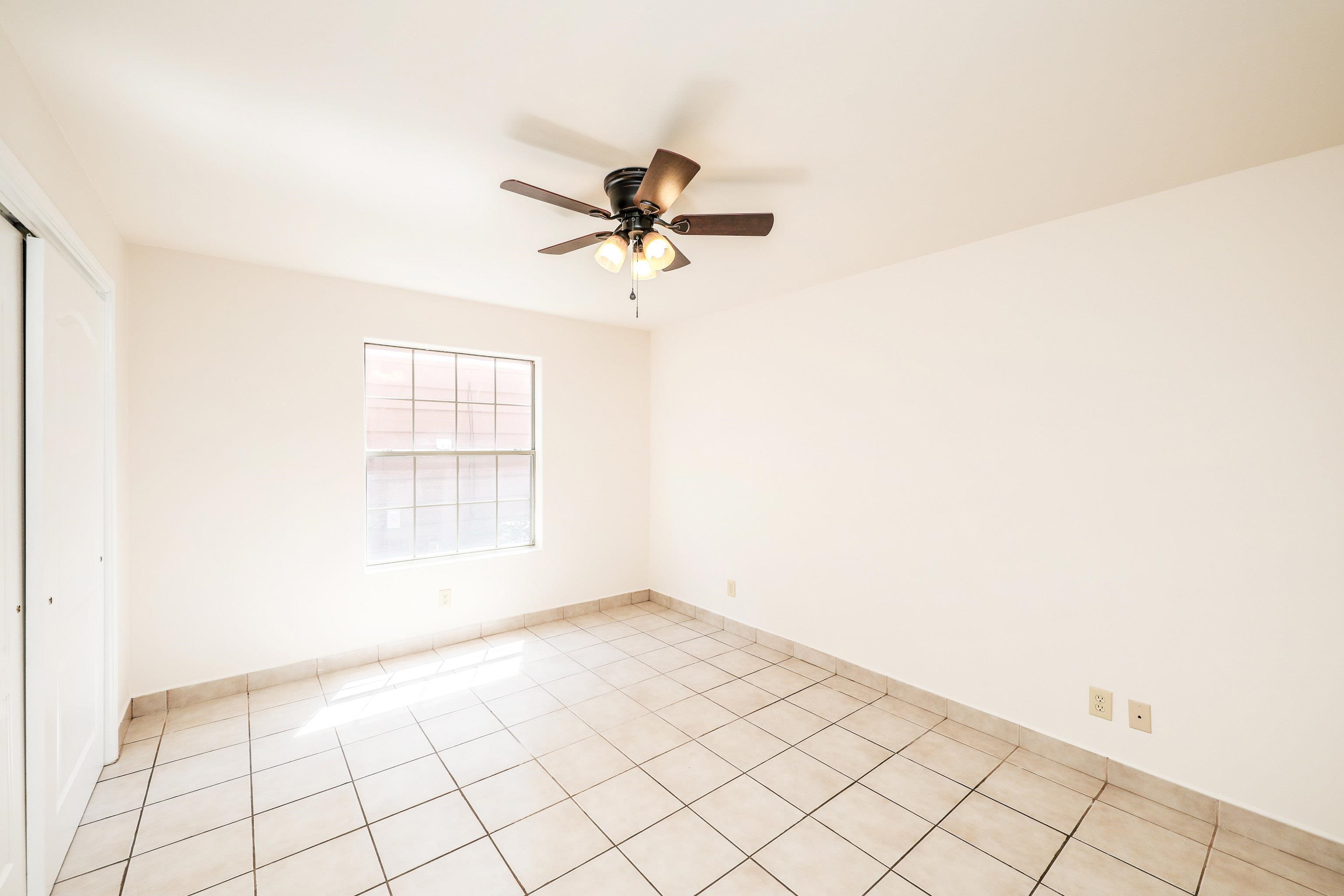 1752 Tiara Trl Unit: 903