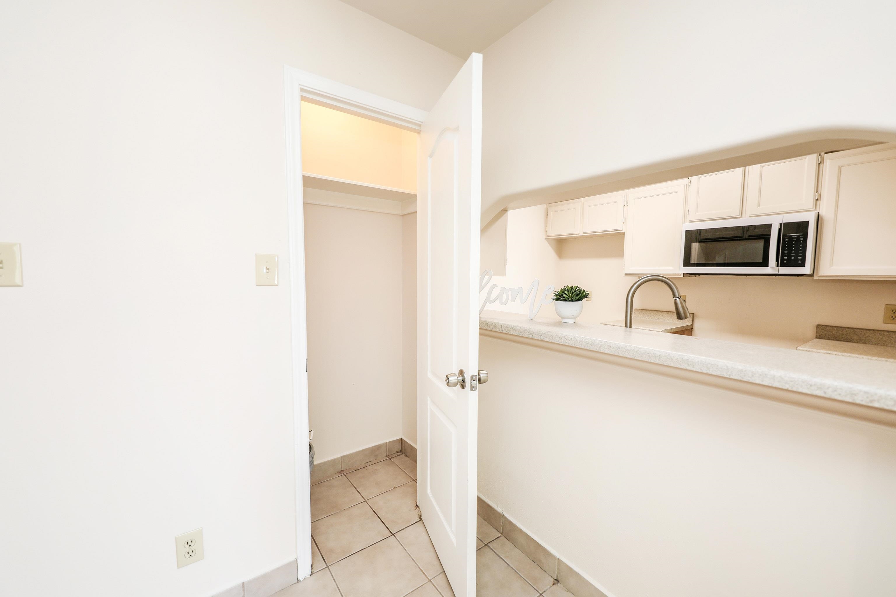1752 Tiara Trl Unit: 903