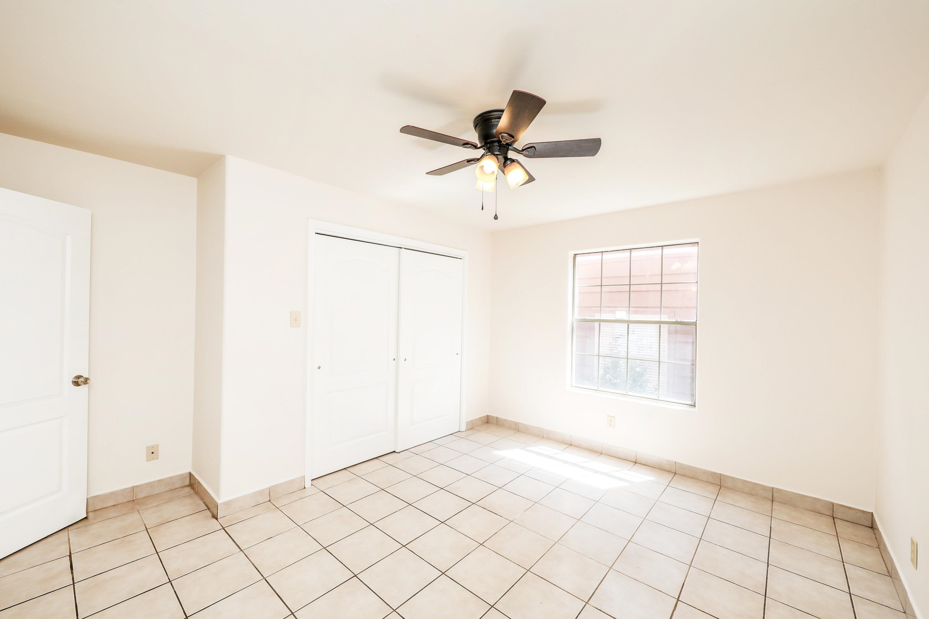 1752 Tiara Trl Unit: 903