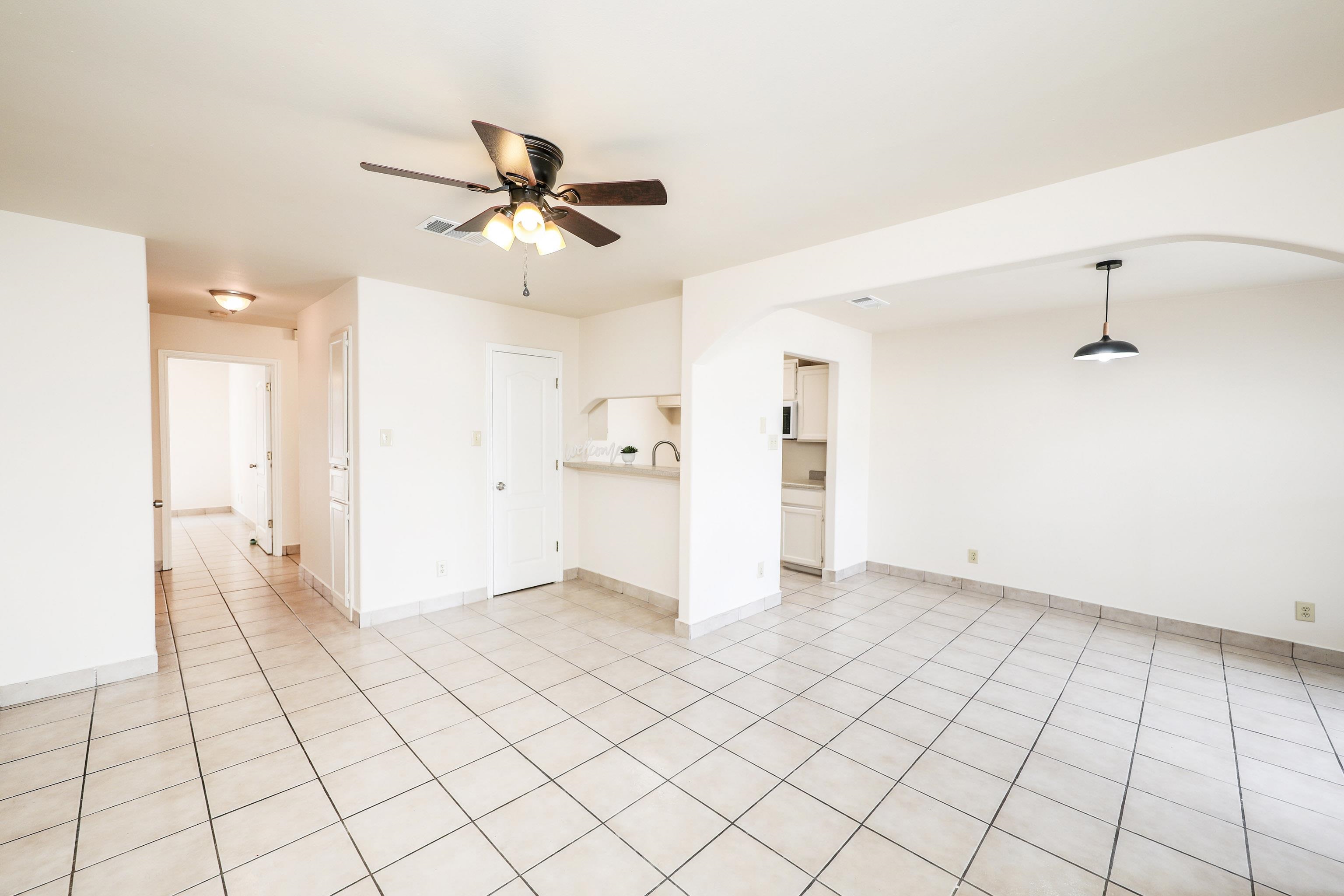1752 Tiara Trl Unit: 903