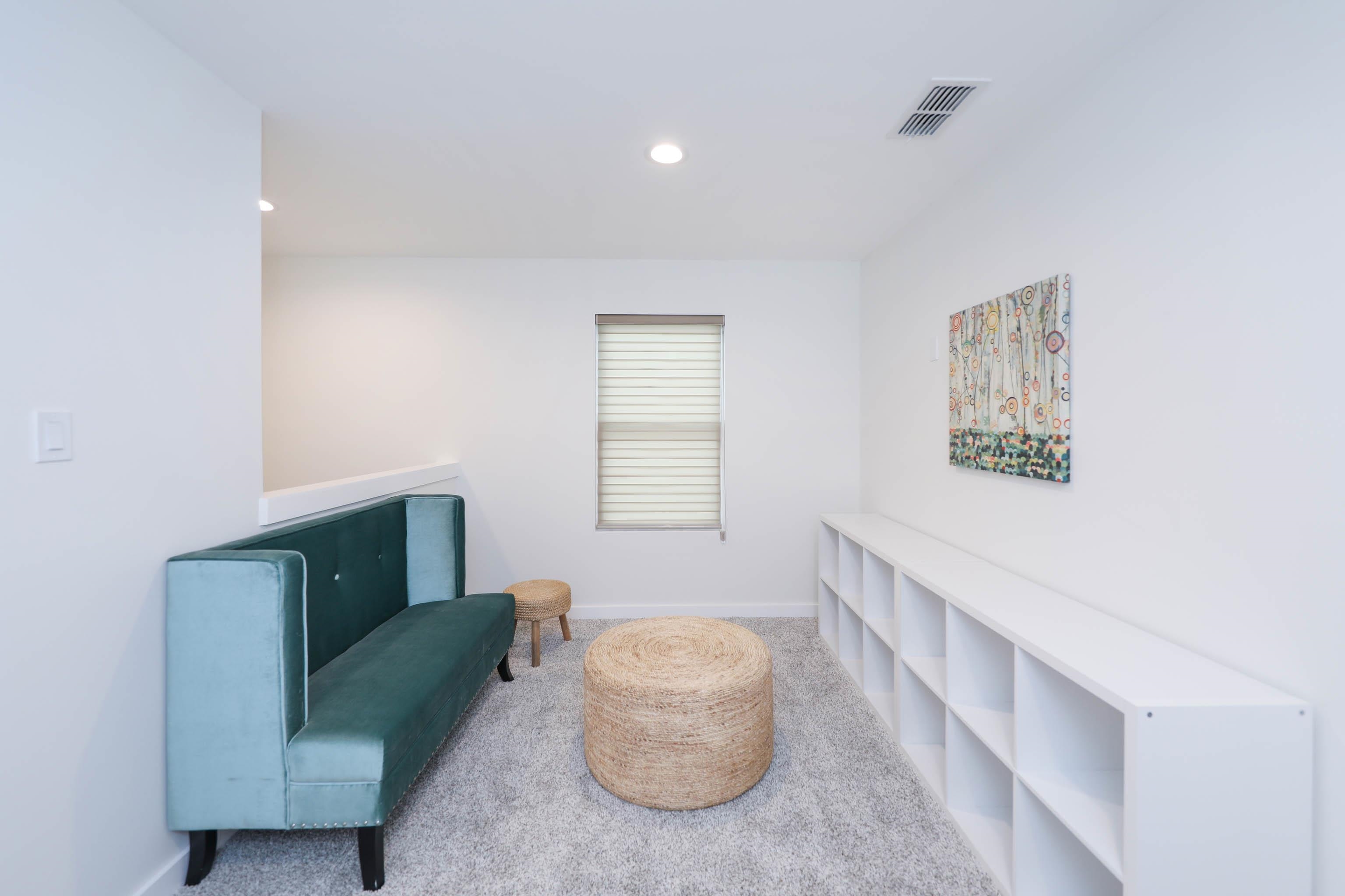 406 Deer Path Loop