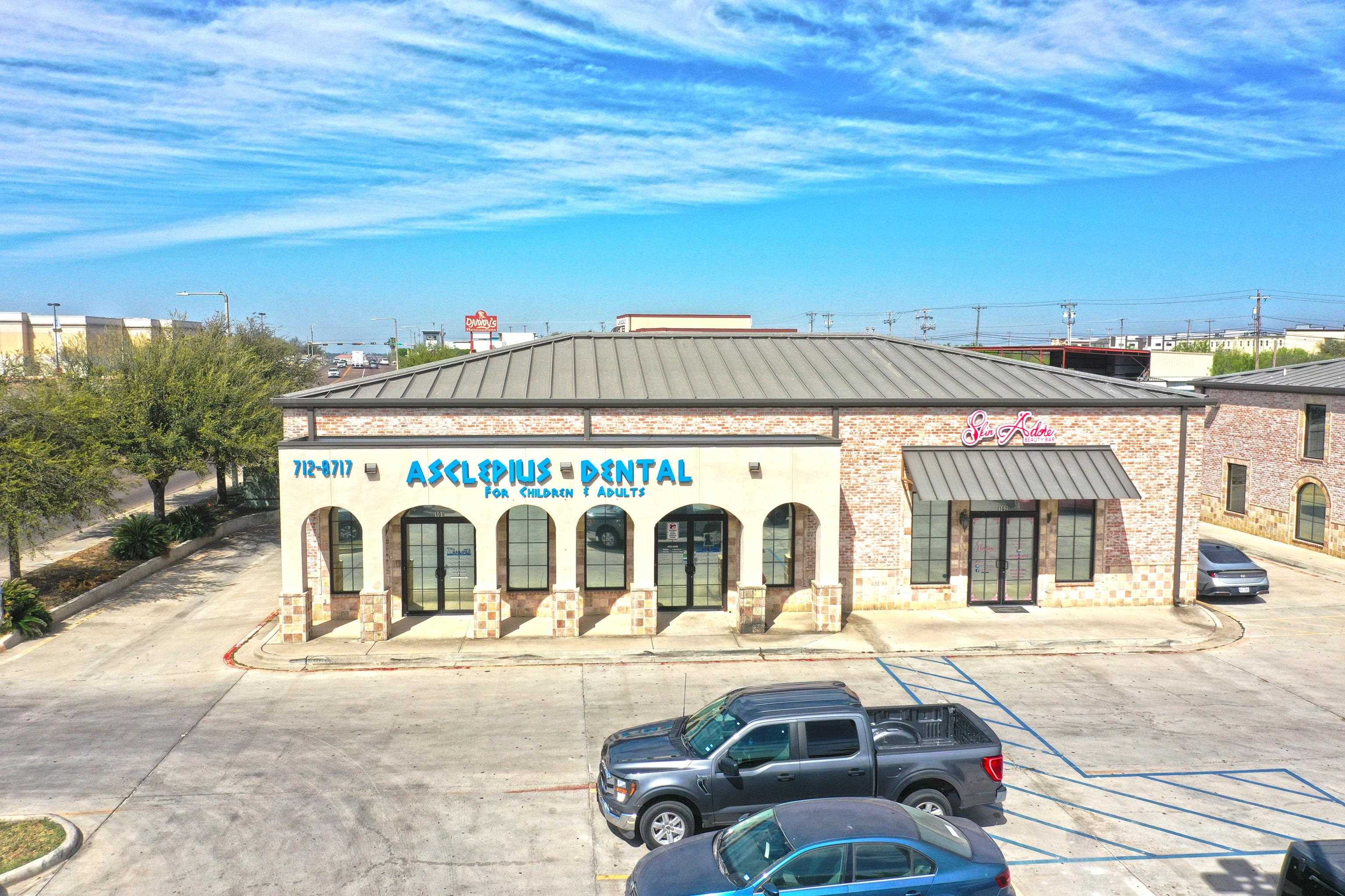 2412 Jacaman Rd