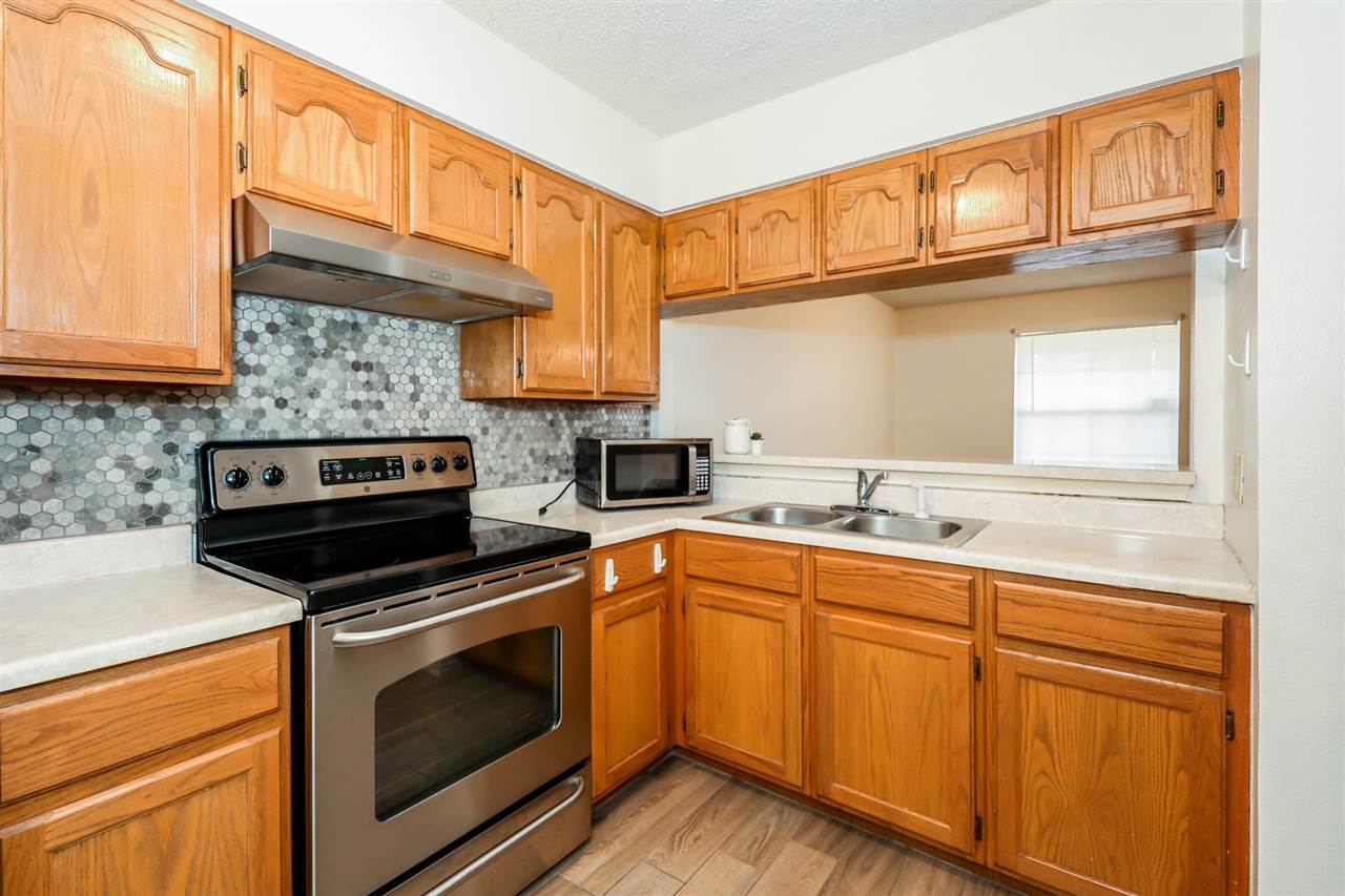8710 McPherson Rd Unit: 8F