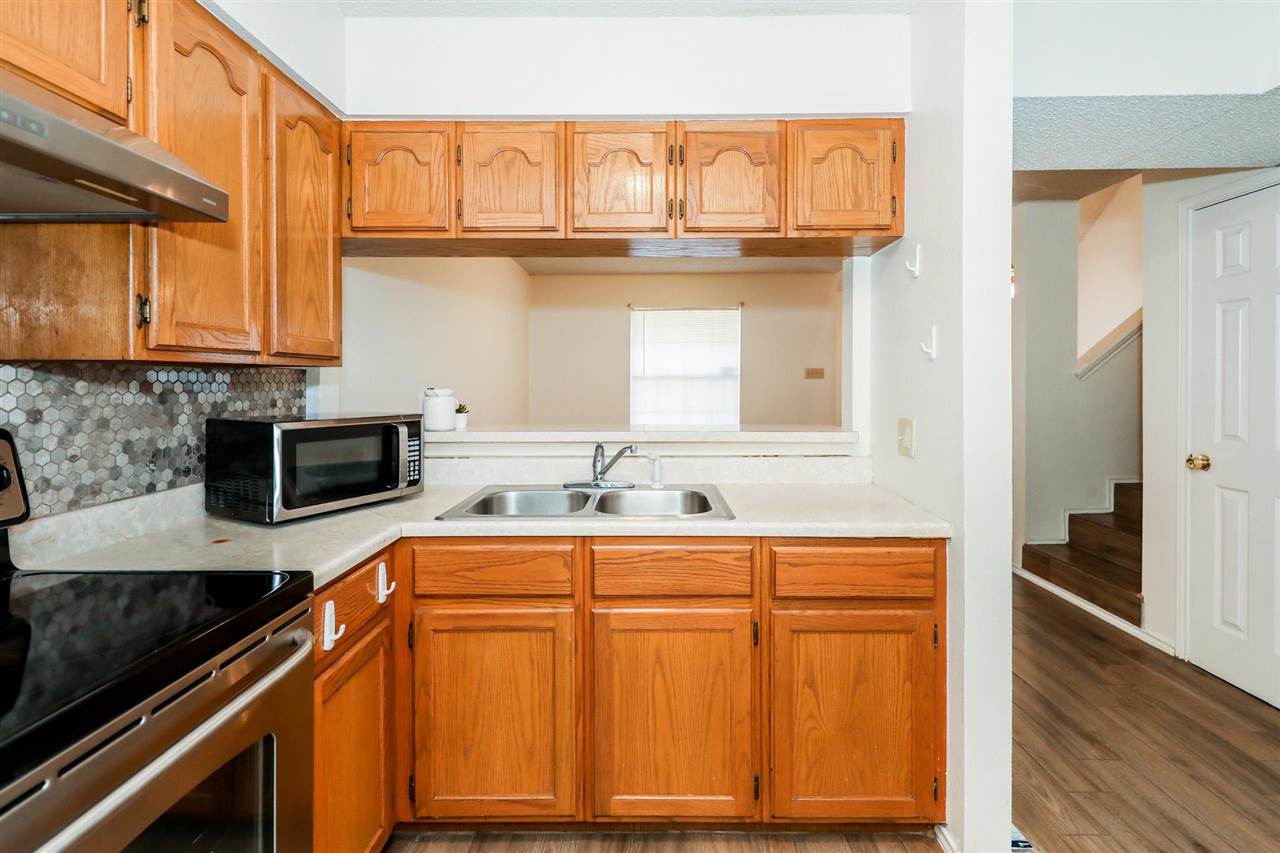 8710 McPherson Rd Unit: 8F