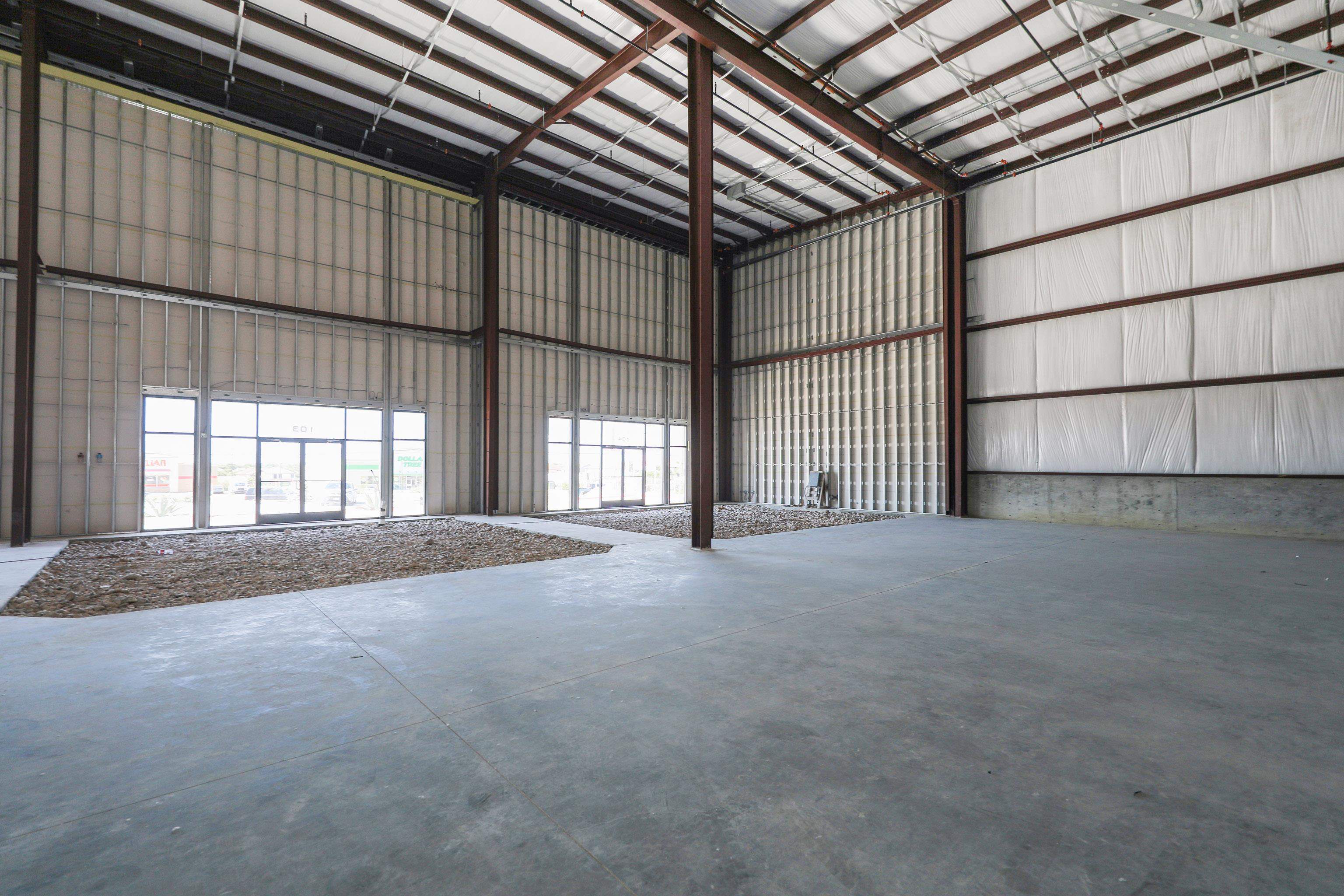 102 Floral Blvd Unit: 103