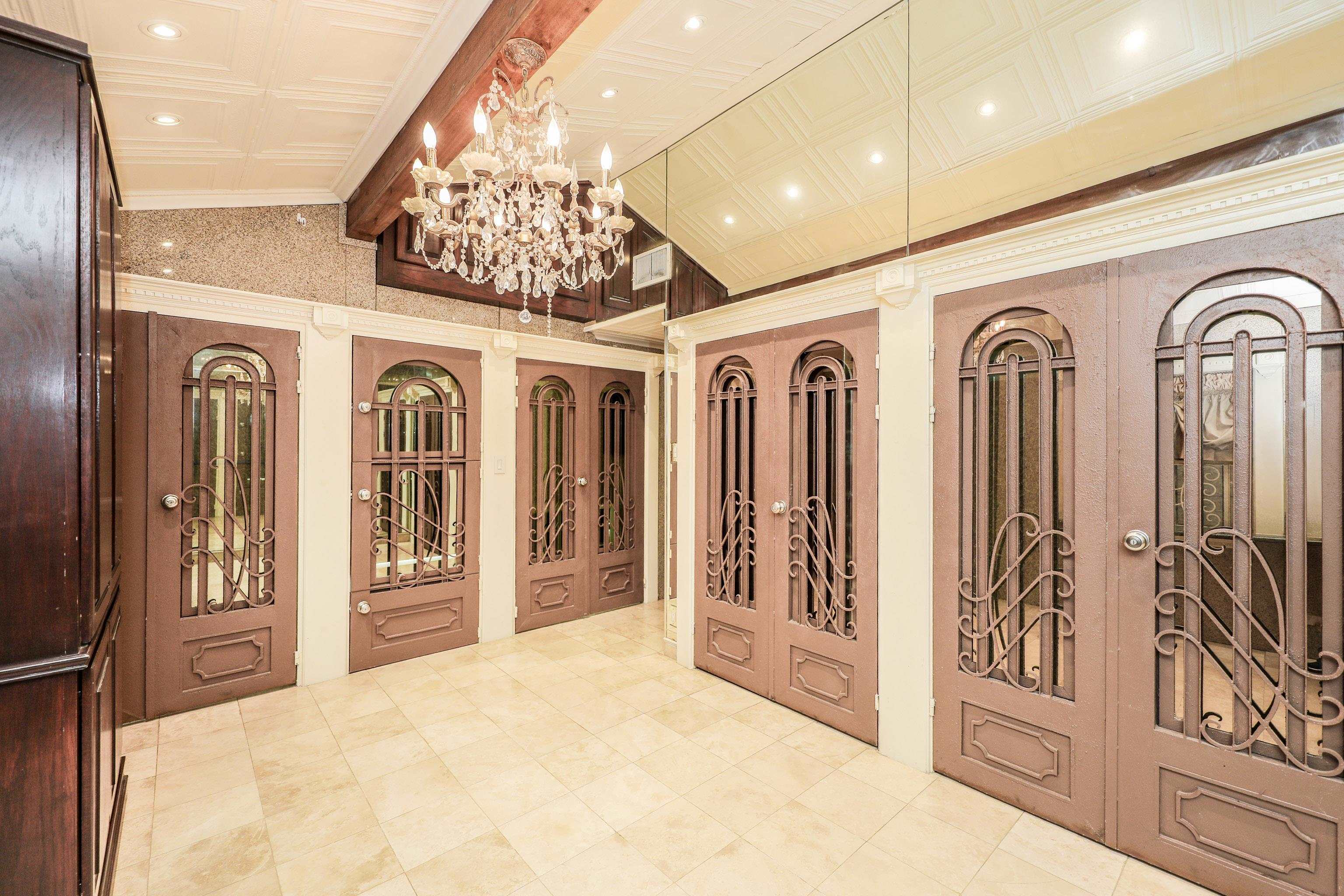 5500 McPherson Rd Unit: 29