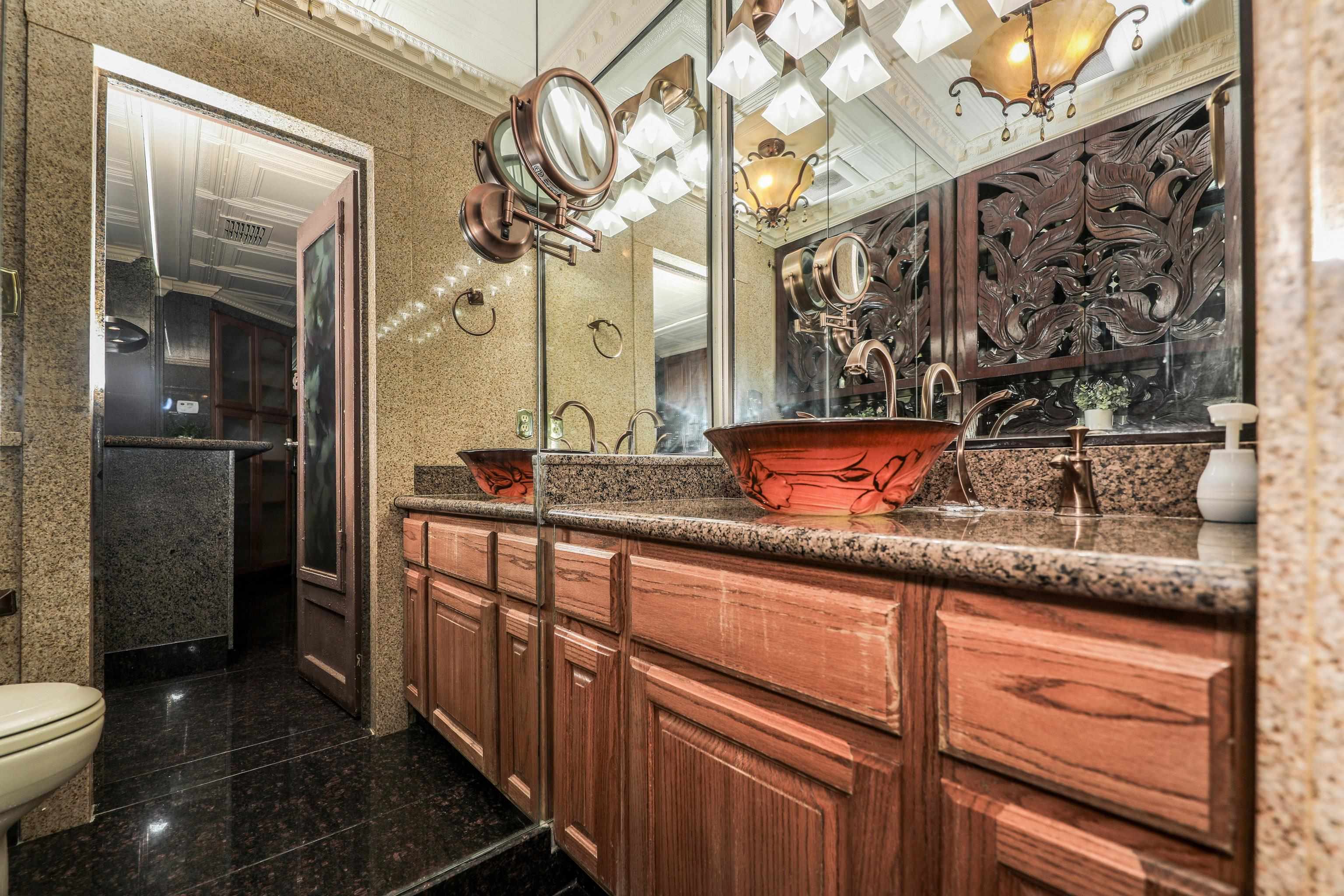 5500 McPherson Rd Unit: 29