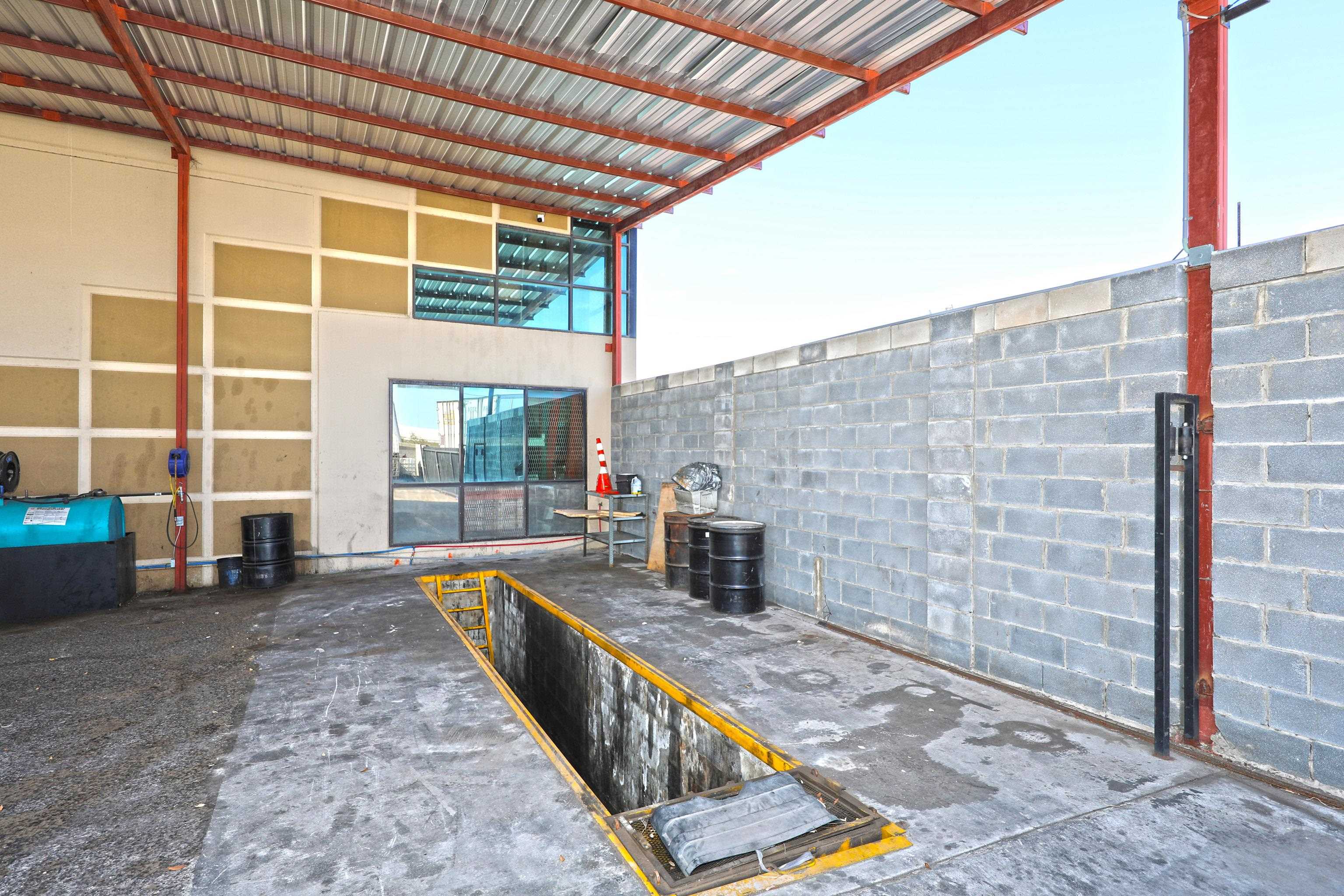 301 Grand Central Blvd