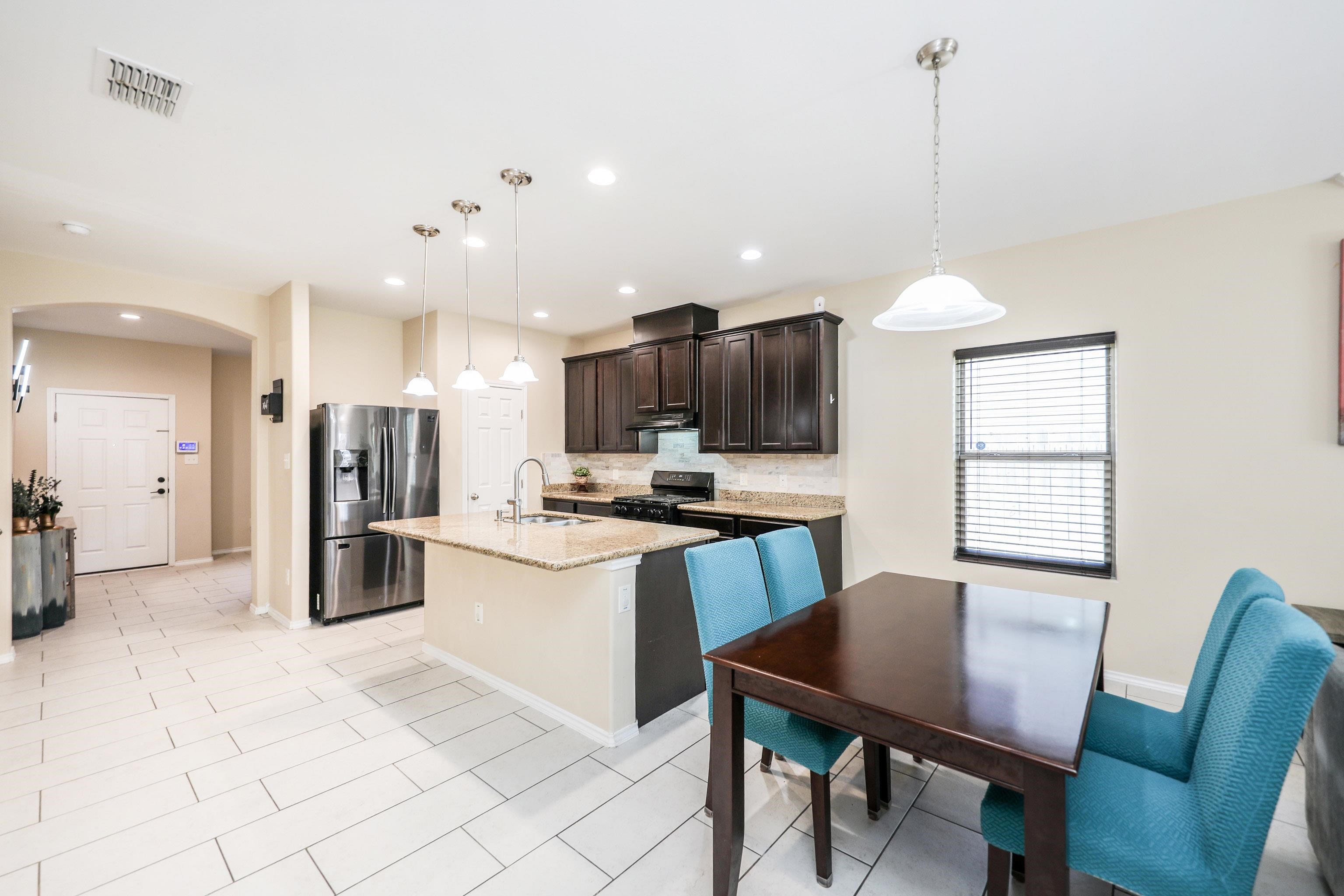 5519 Shorthorn Dr.