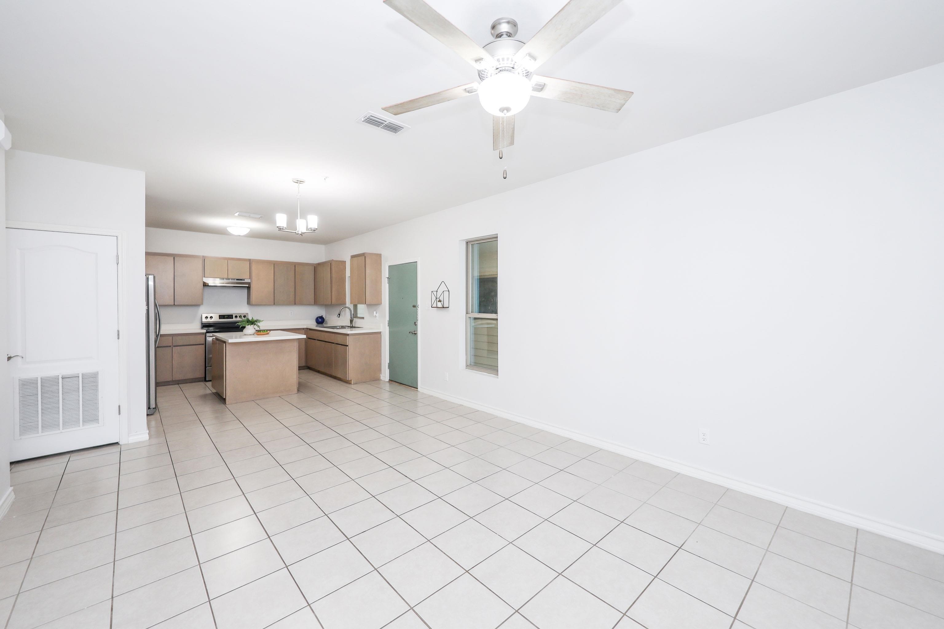 1511 Don Camilo Blvd Unit: 3