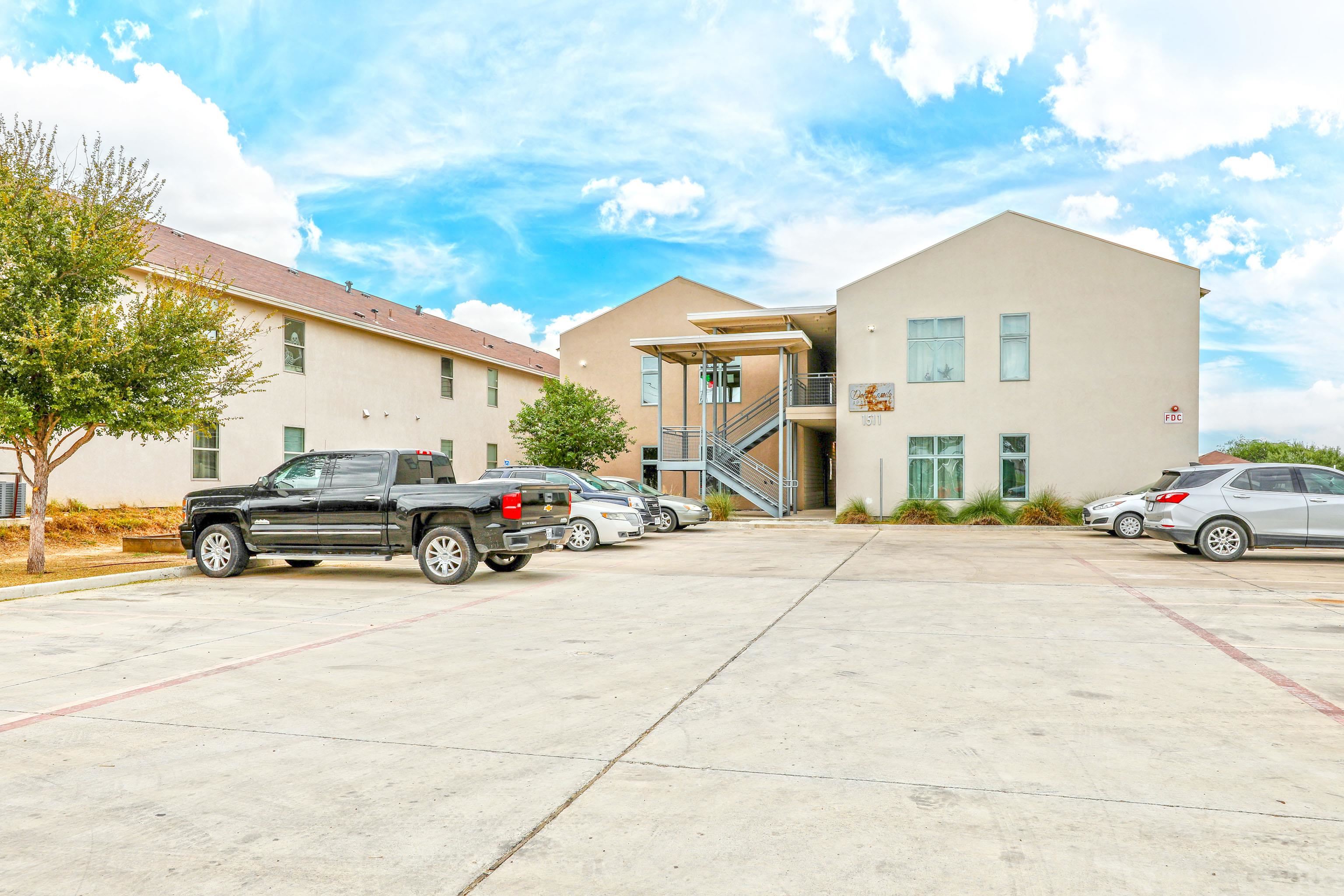 1511 Don Camilo Blvd Unit: 3