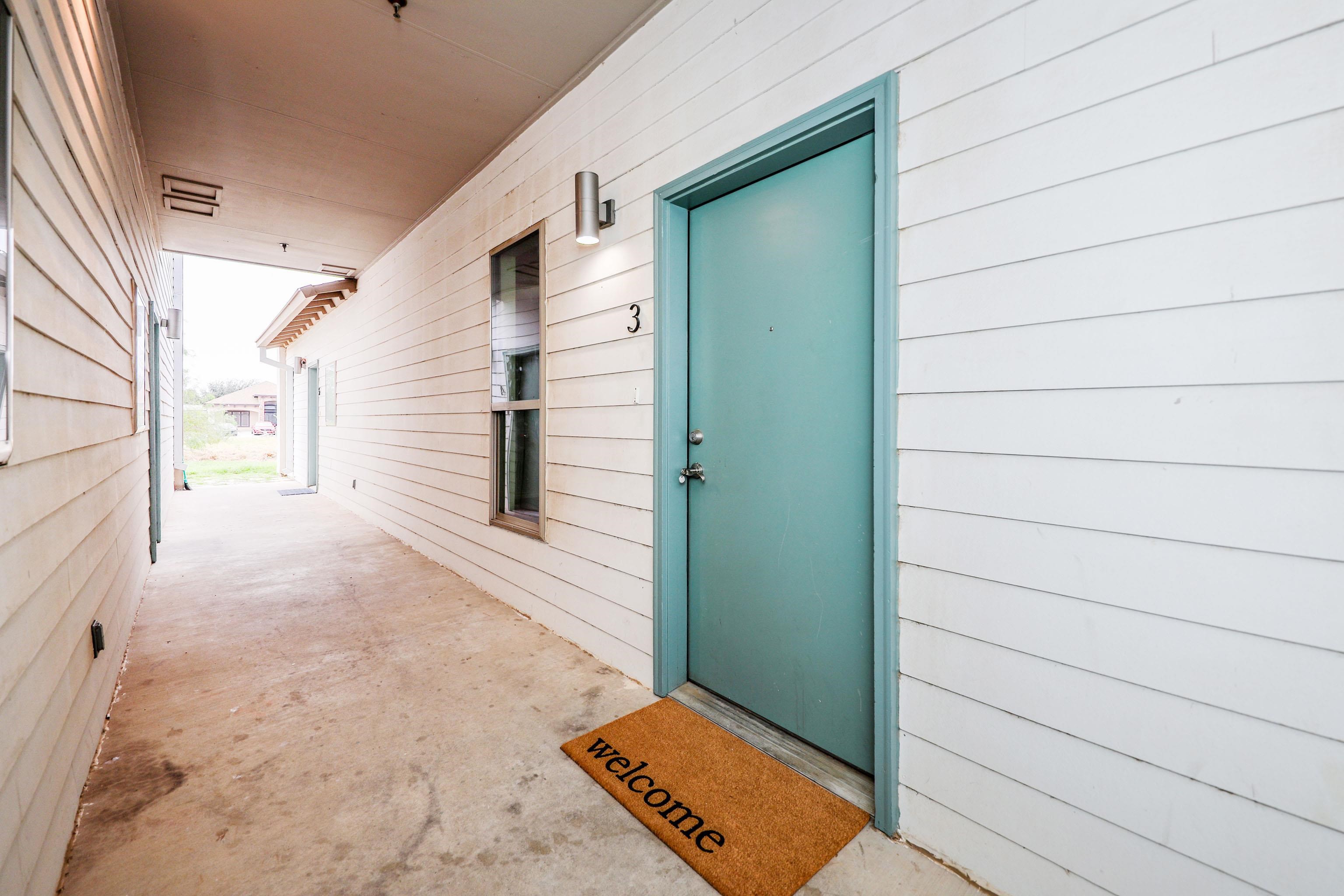 1511 Don Camilo Blvd Unit: 3