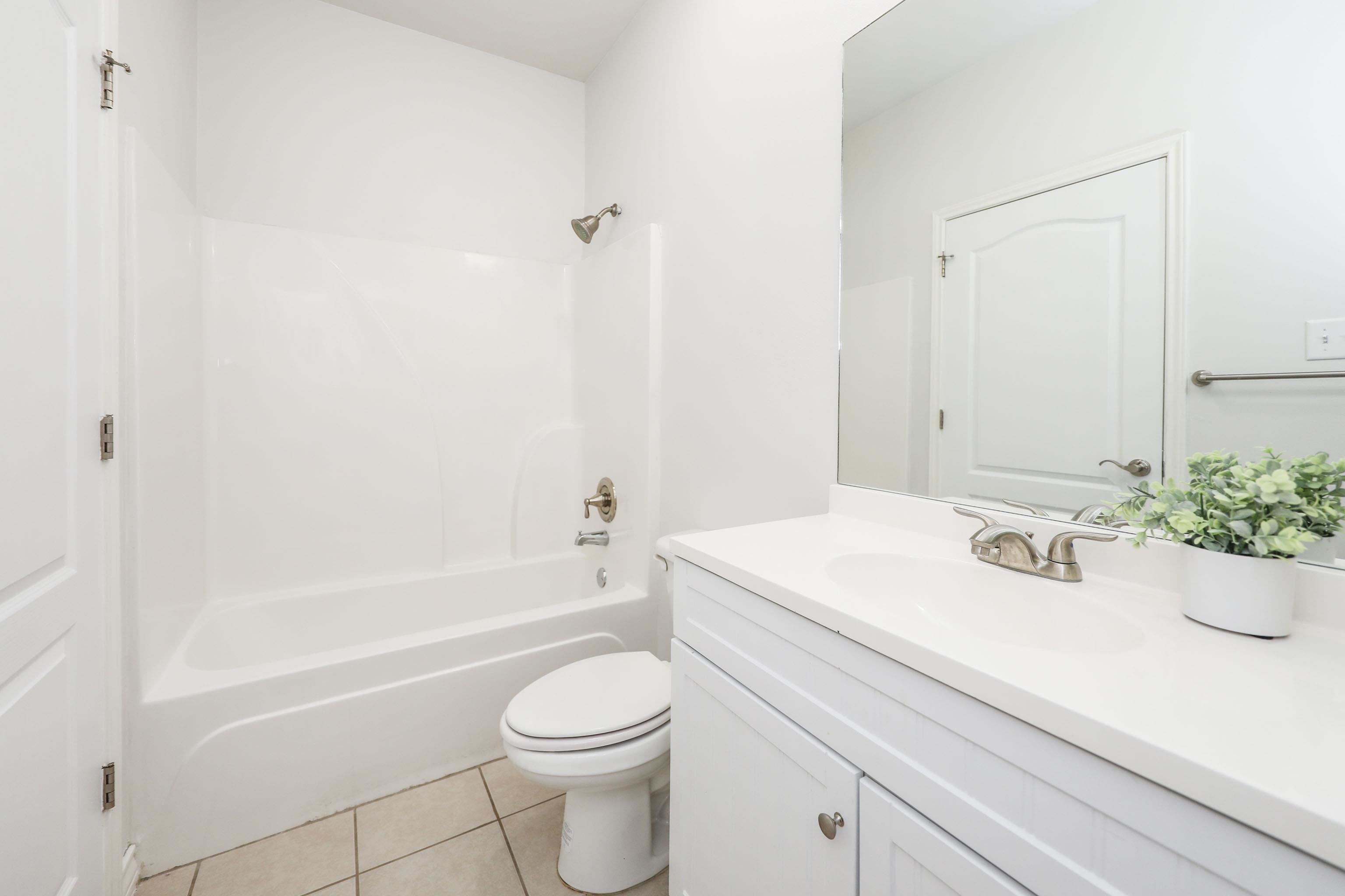 1511 Don Camilo Blvd Unit: 3