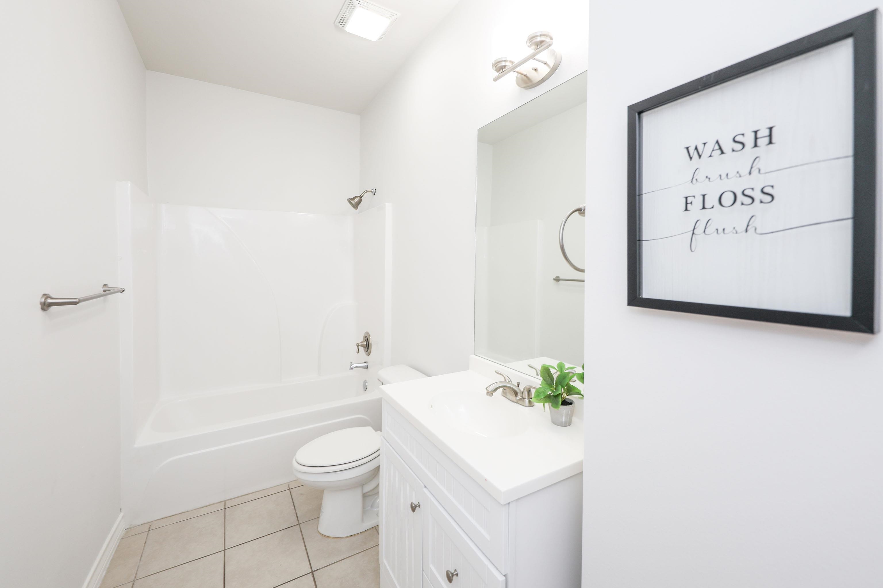 1511 Don Camilo Blvd Unit: 3