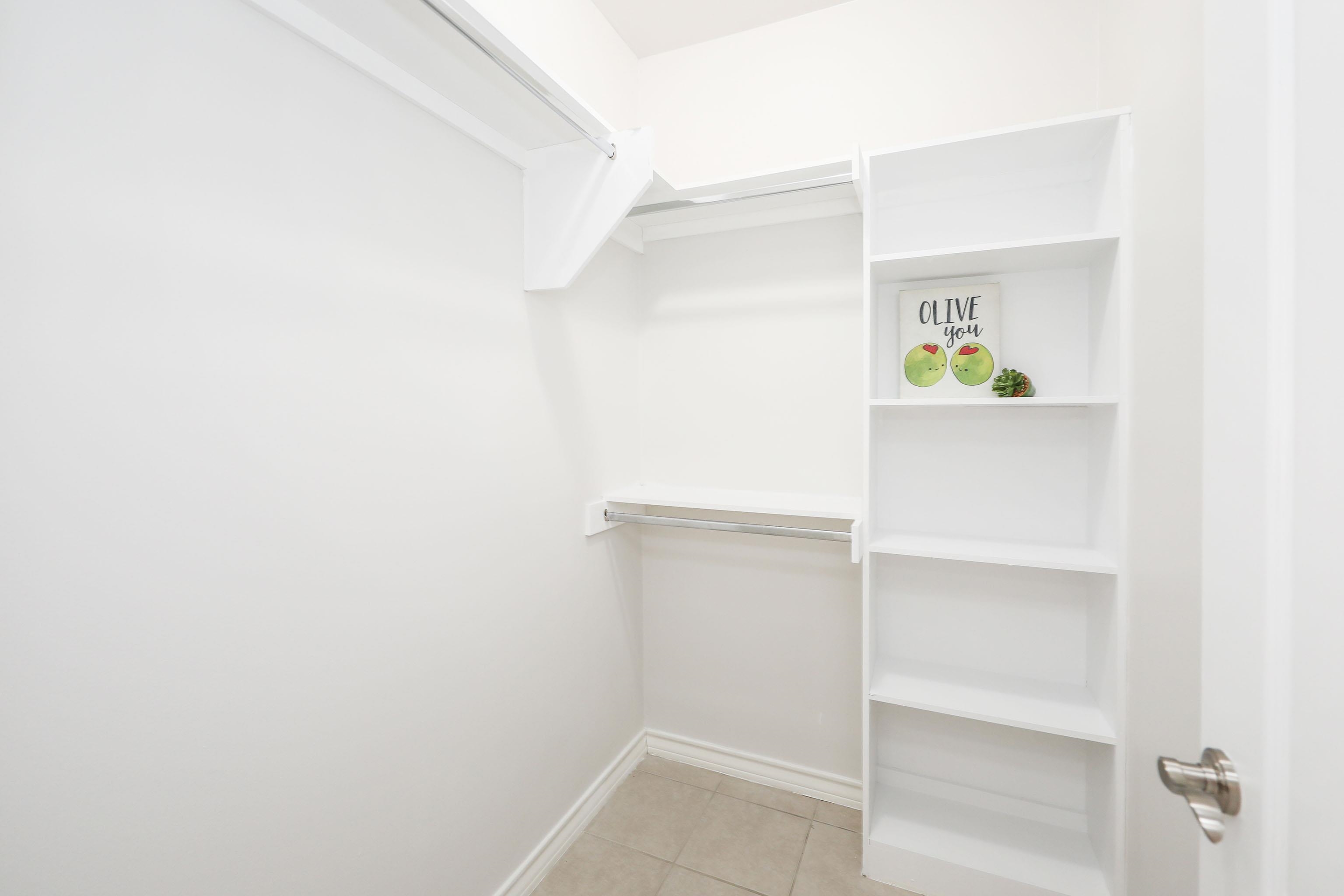 1511 Don Camilo Blvd Unit: 3