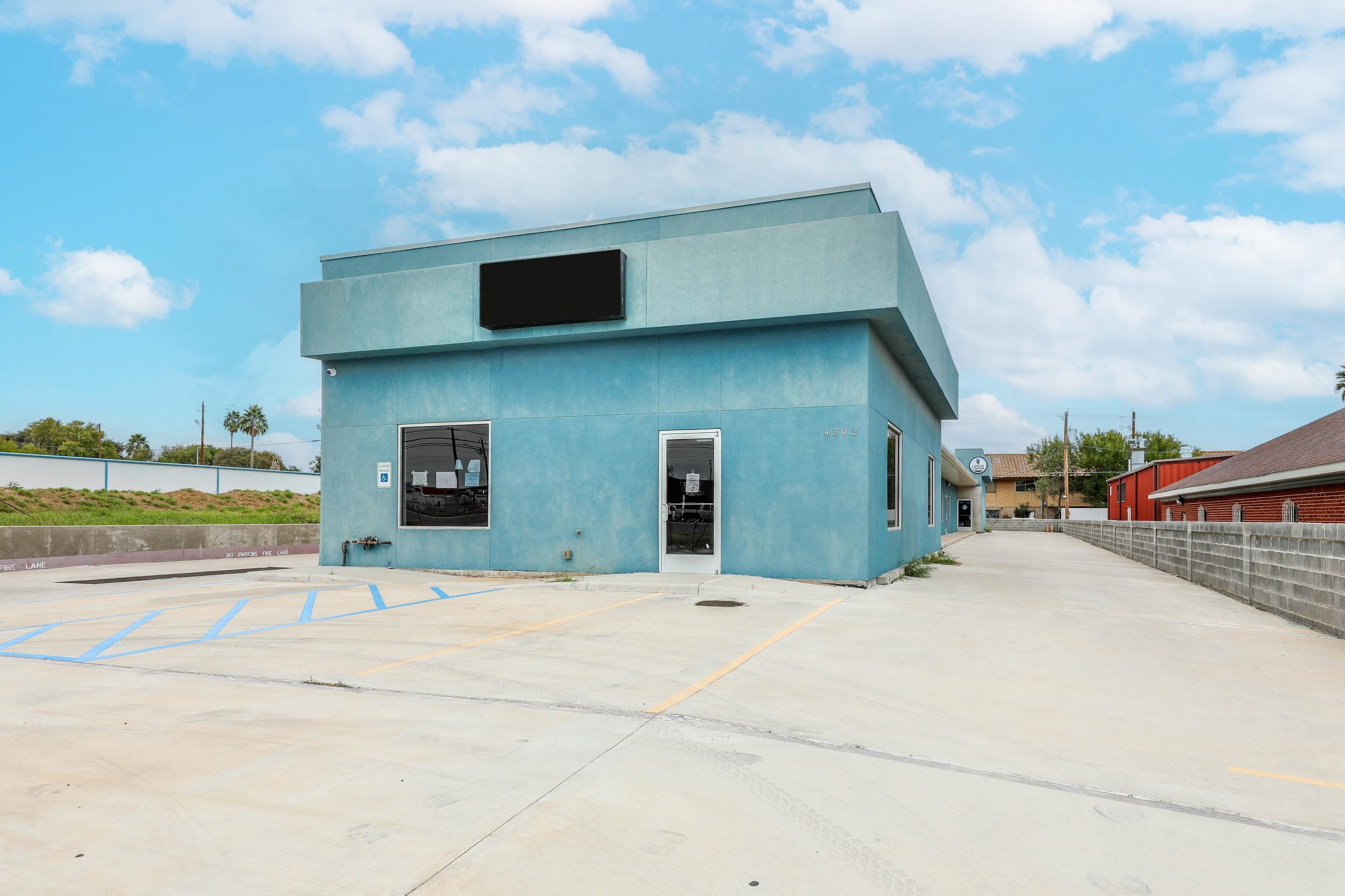 4302 Saunders St Unit: UNIT 5