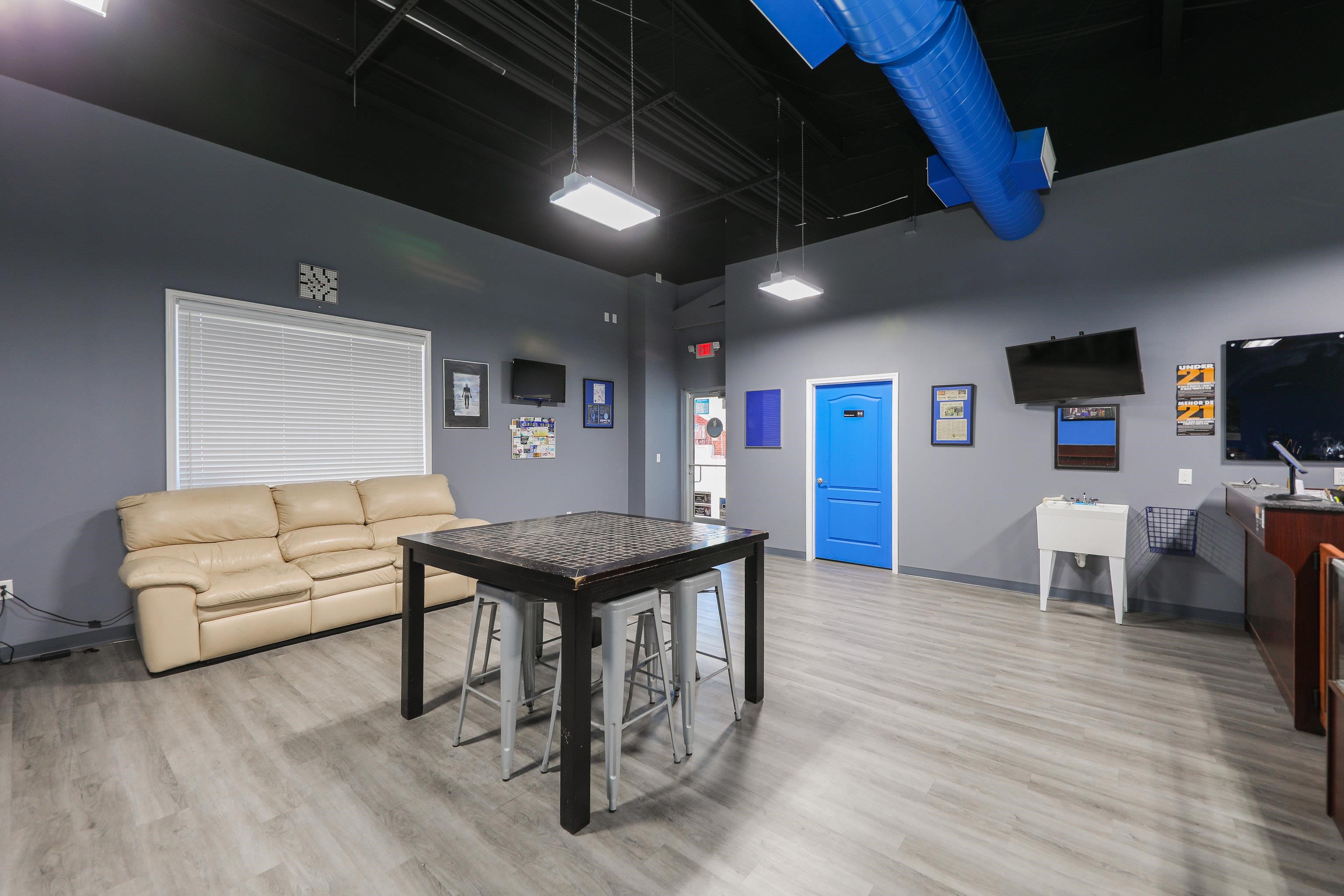 4302 Saunders St Unit: UNIT 5