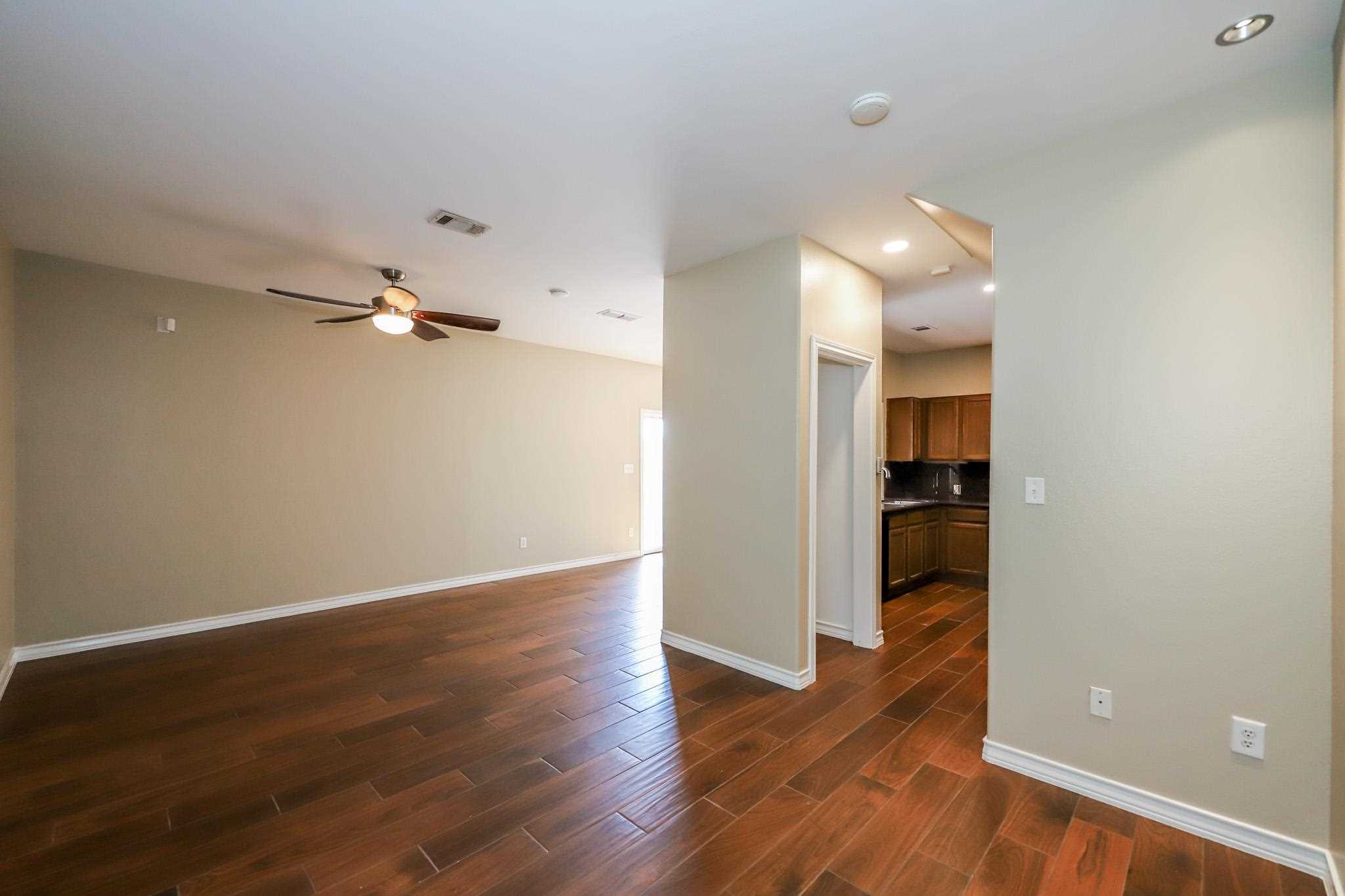 2445 Monarch Dr Unit: 801