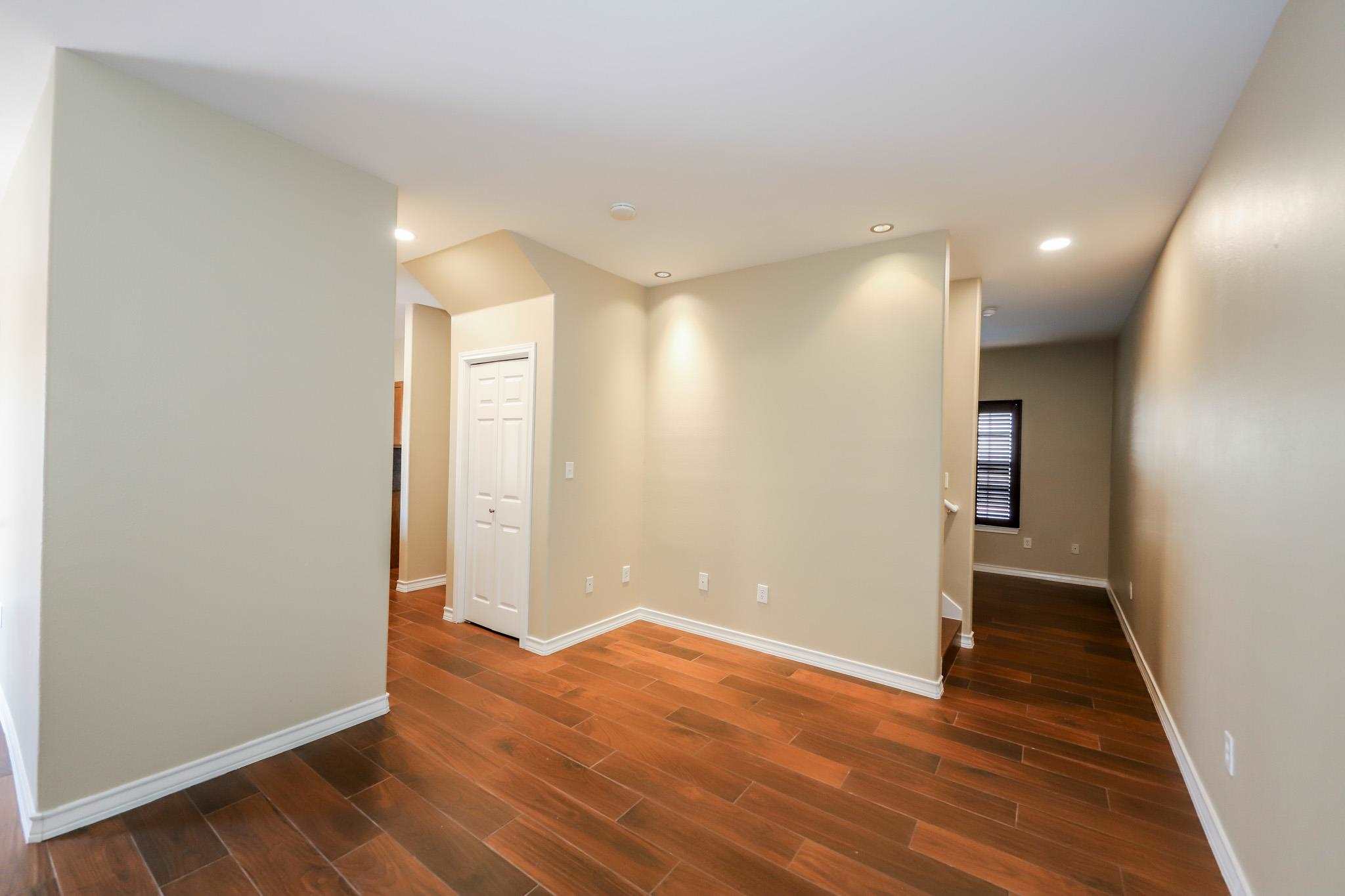 2445 Monarch Dr Unit: 801