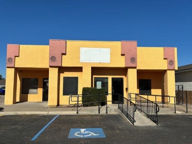 220 W Hillside Rd Unit: 7