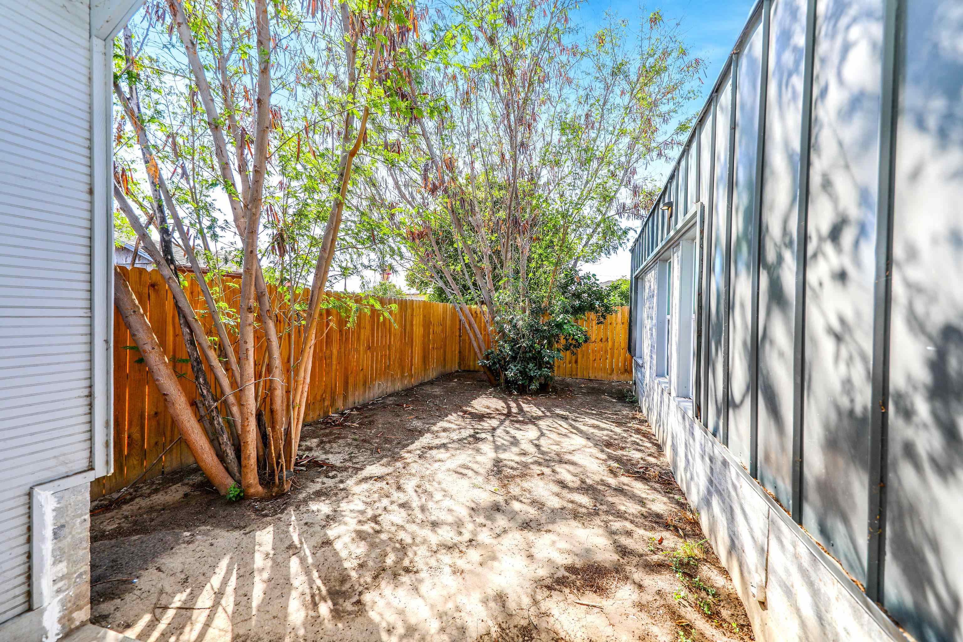 2301 Ligarde St Unit: B