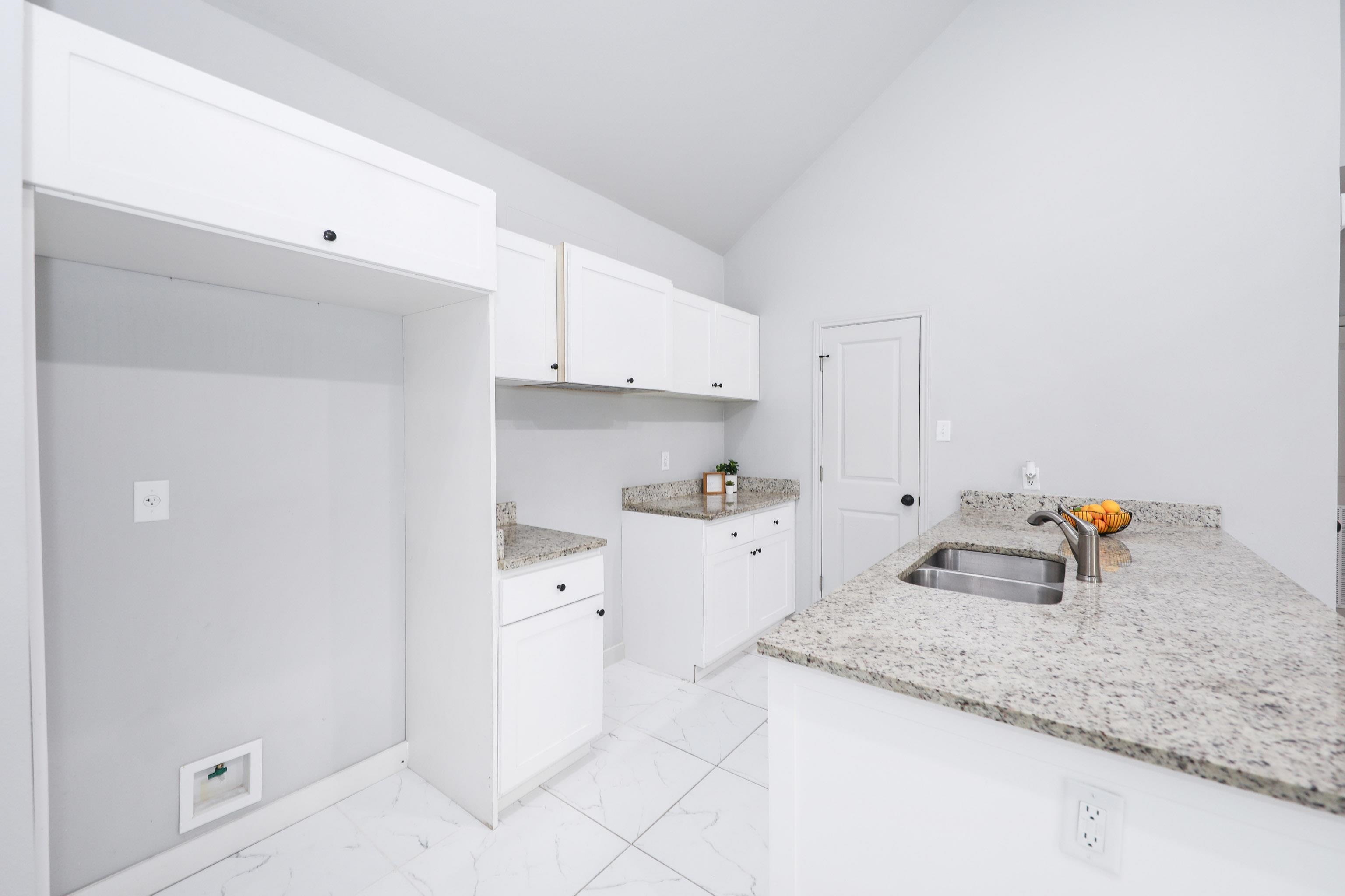 2301 Ligarde St Unit: B