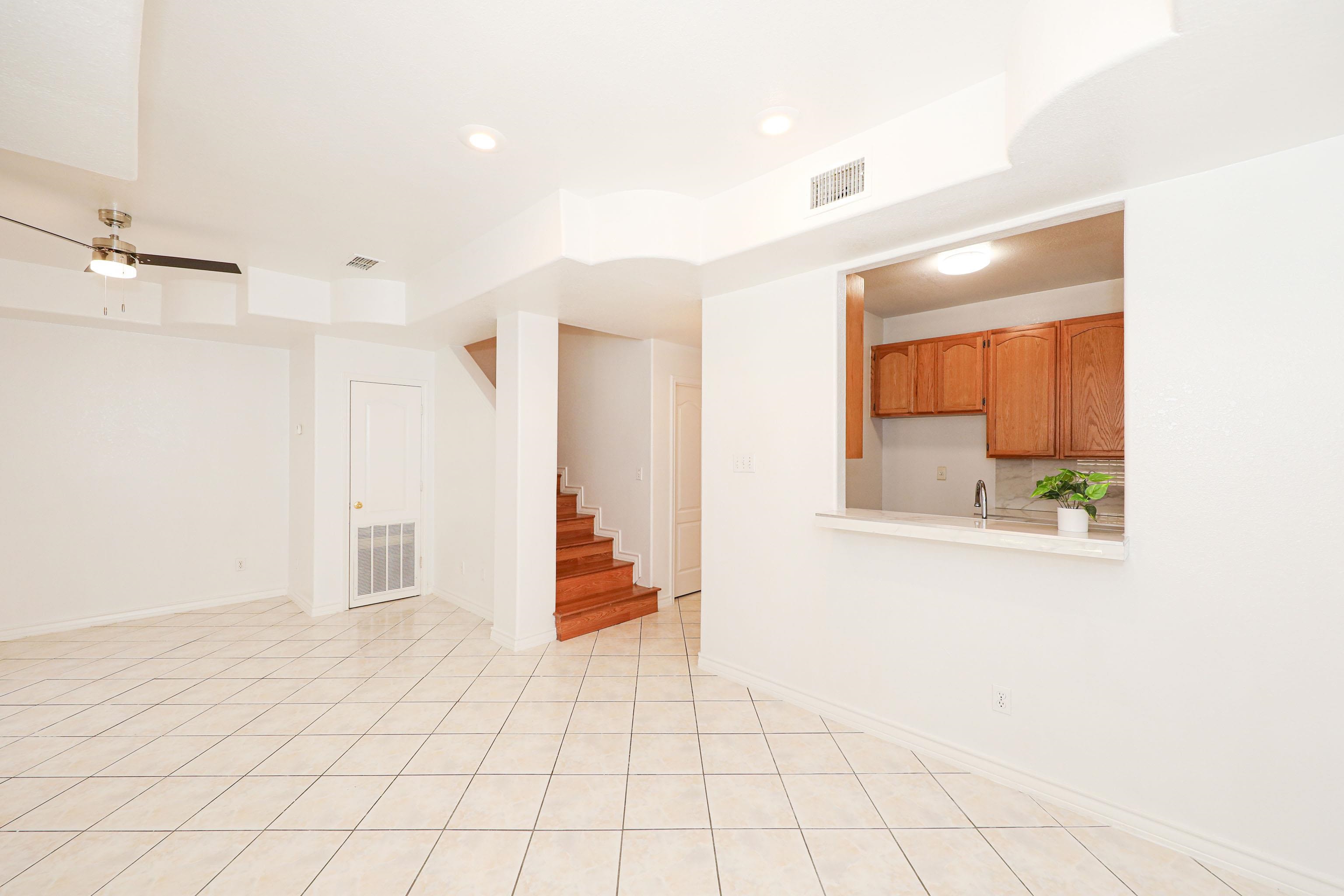 1000 Ranchway Dr Unit: 15