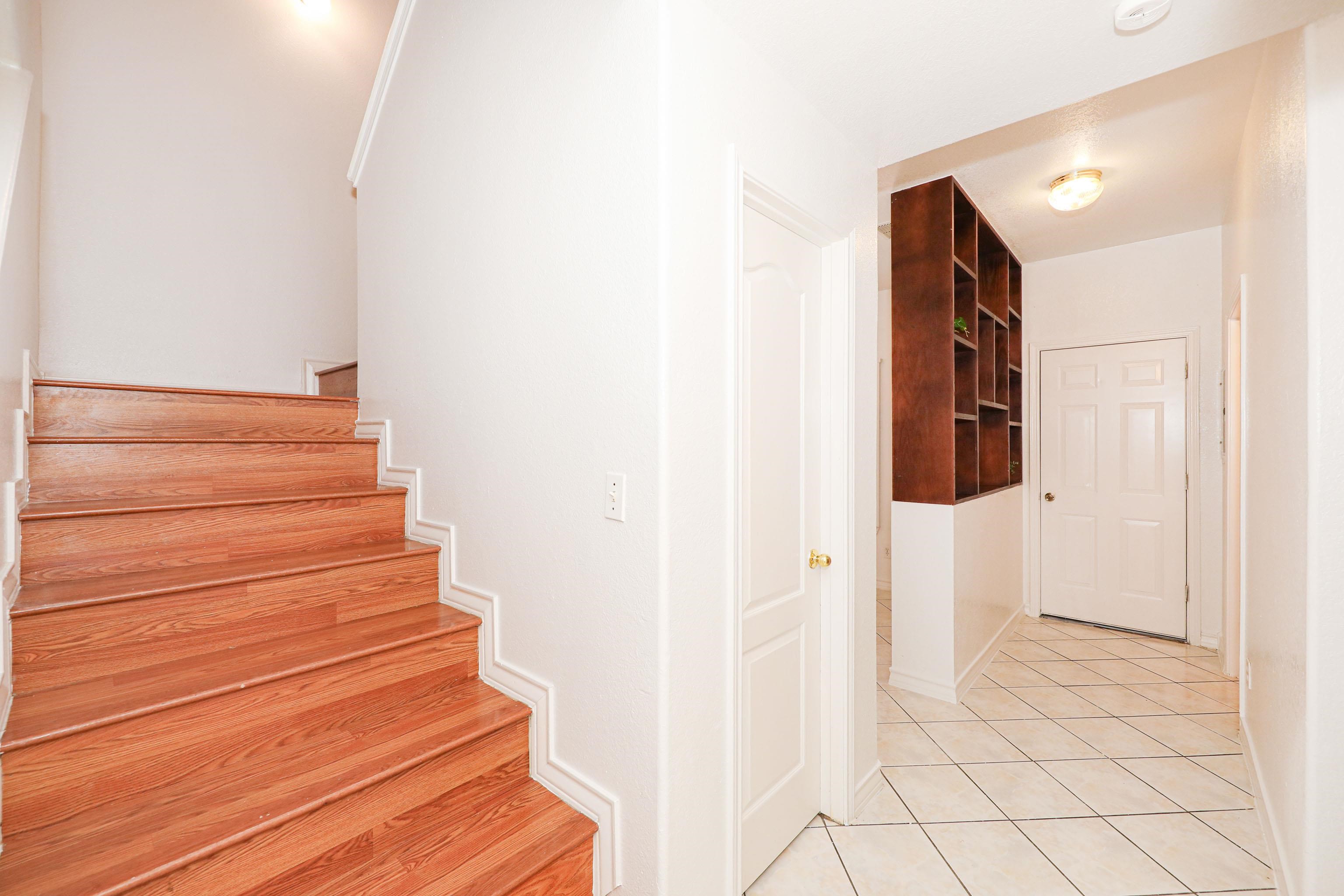 1000 Ranchway Dr Unit: 15