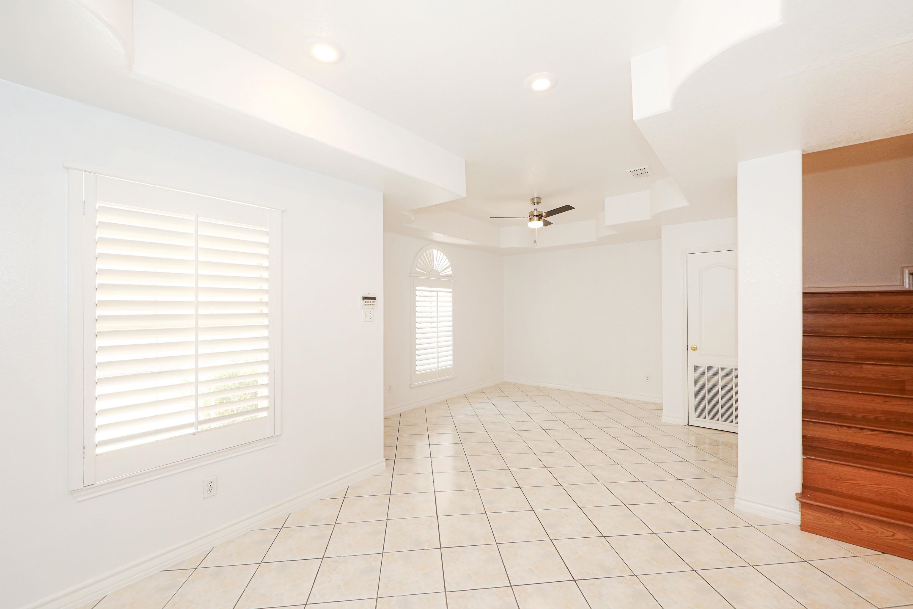 1000 Ranchway Dr Unit: 15