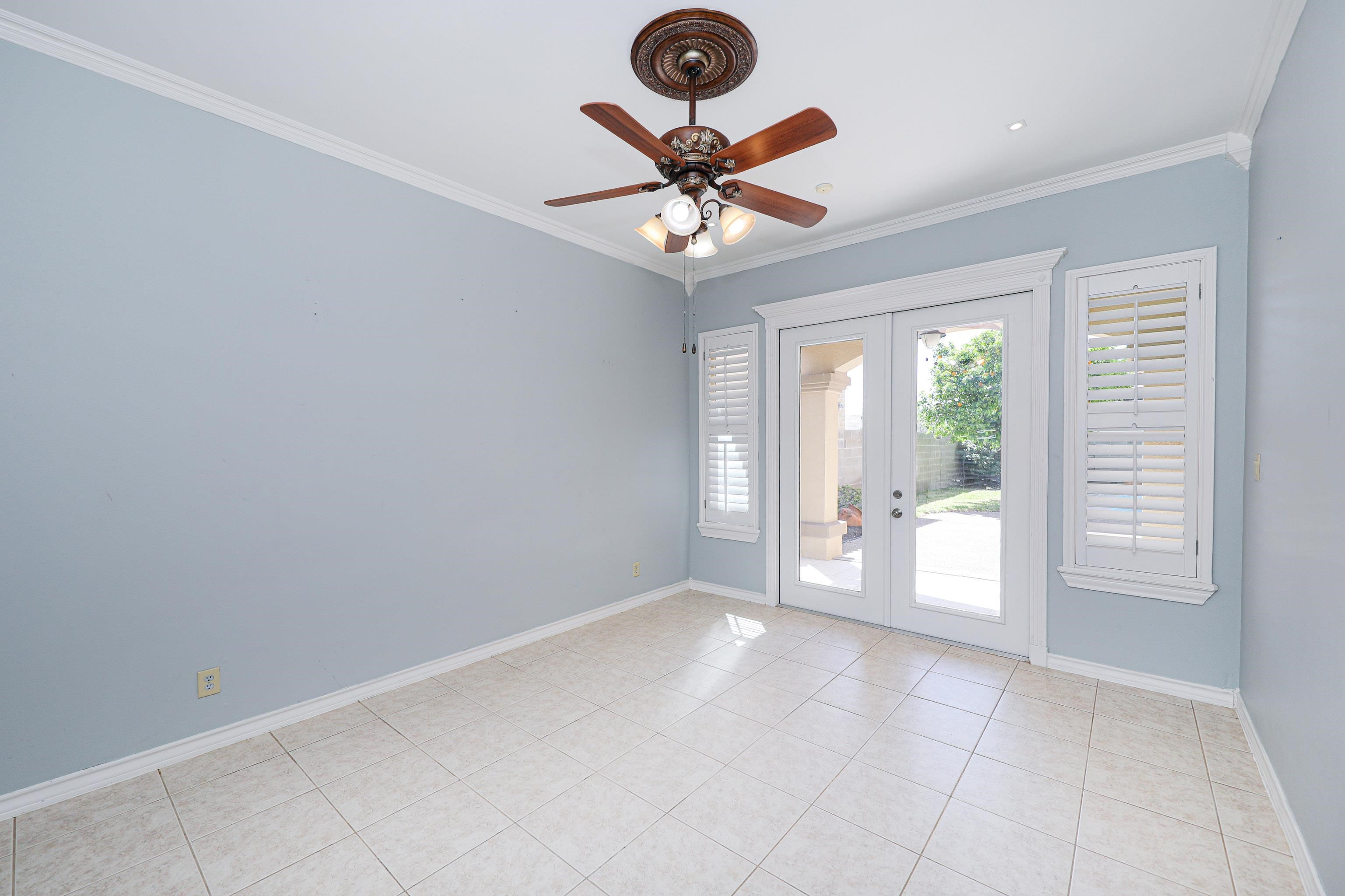 319 Lake Carnegie Ct.