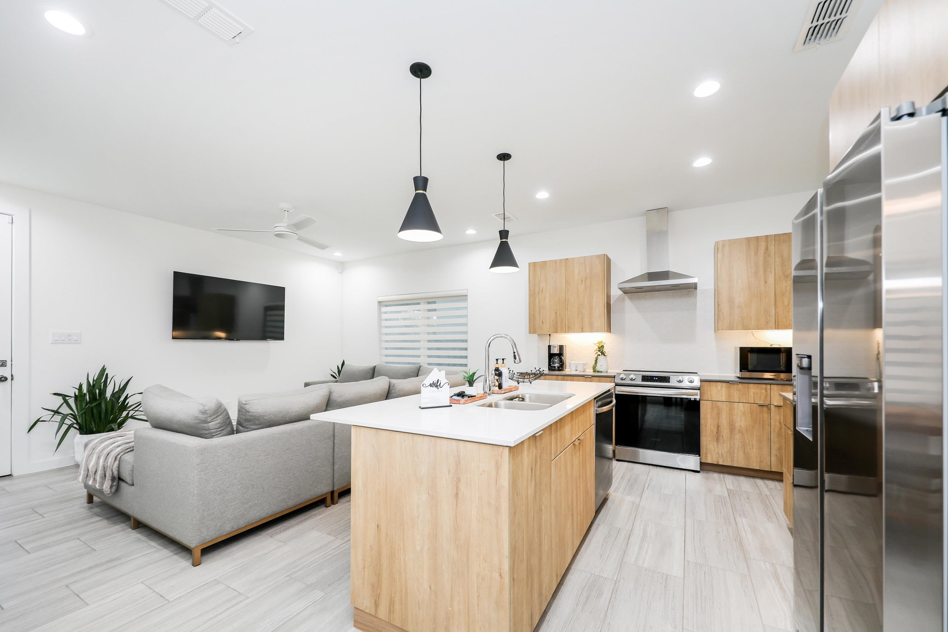 425 Deer Path Loop