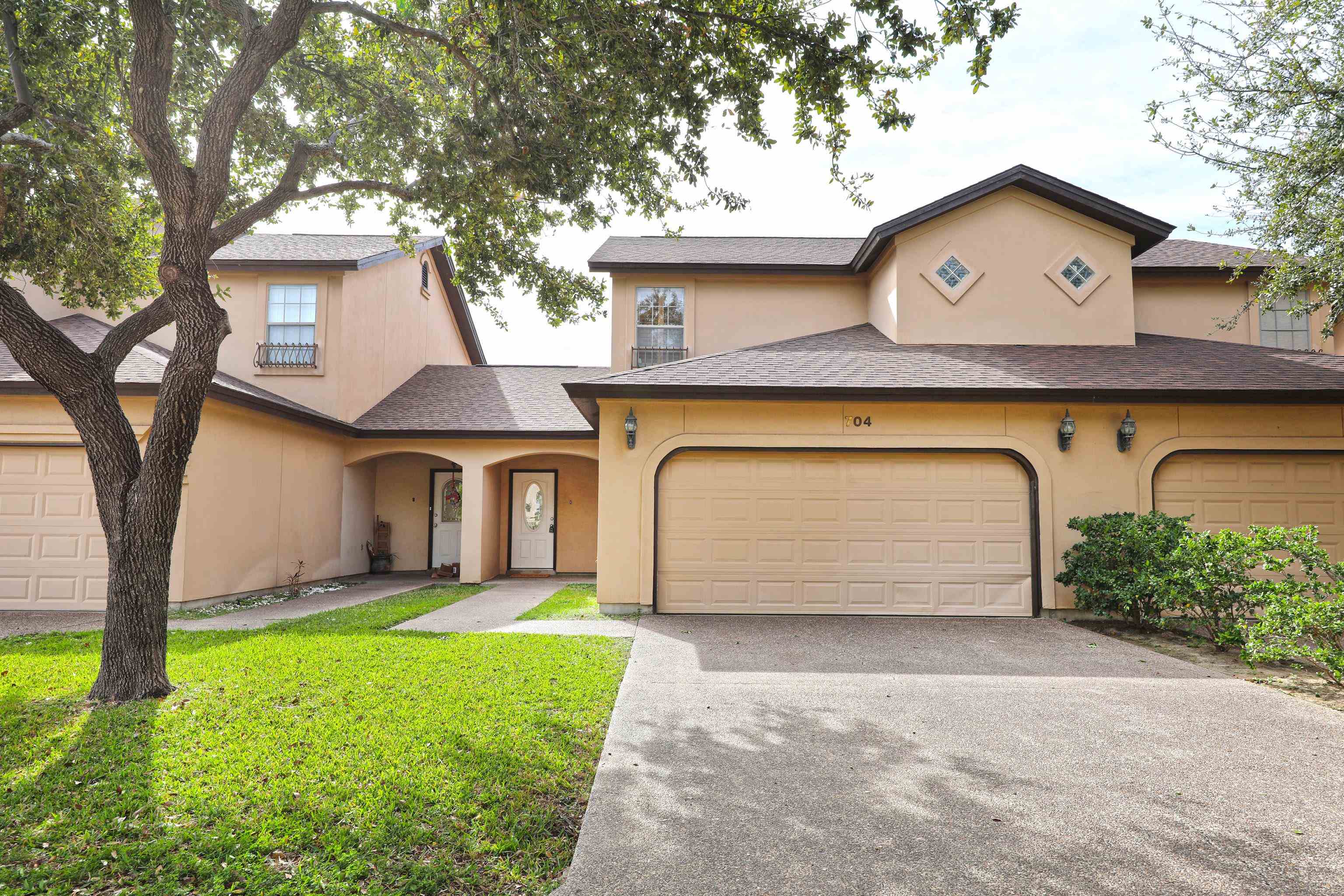 510 Shiloh Dr Unit: 704