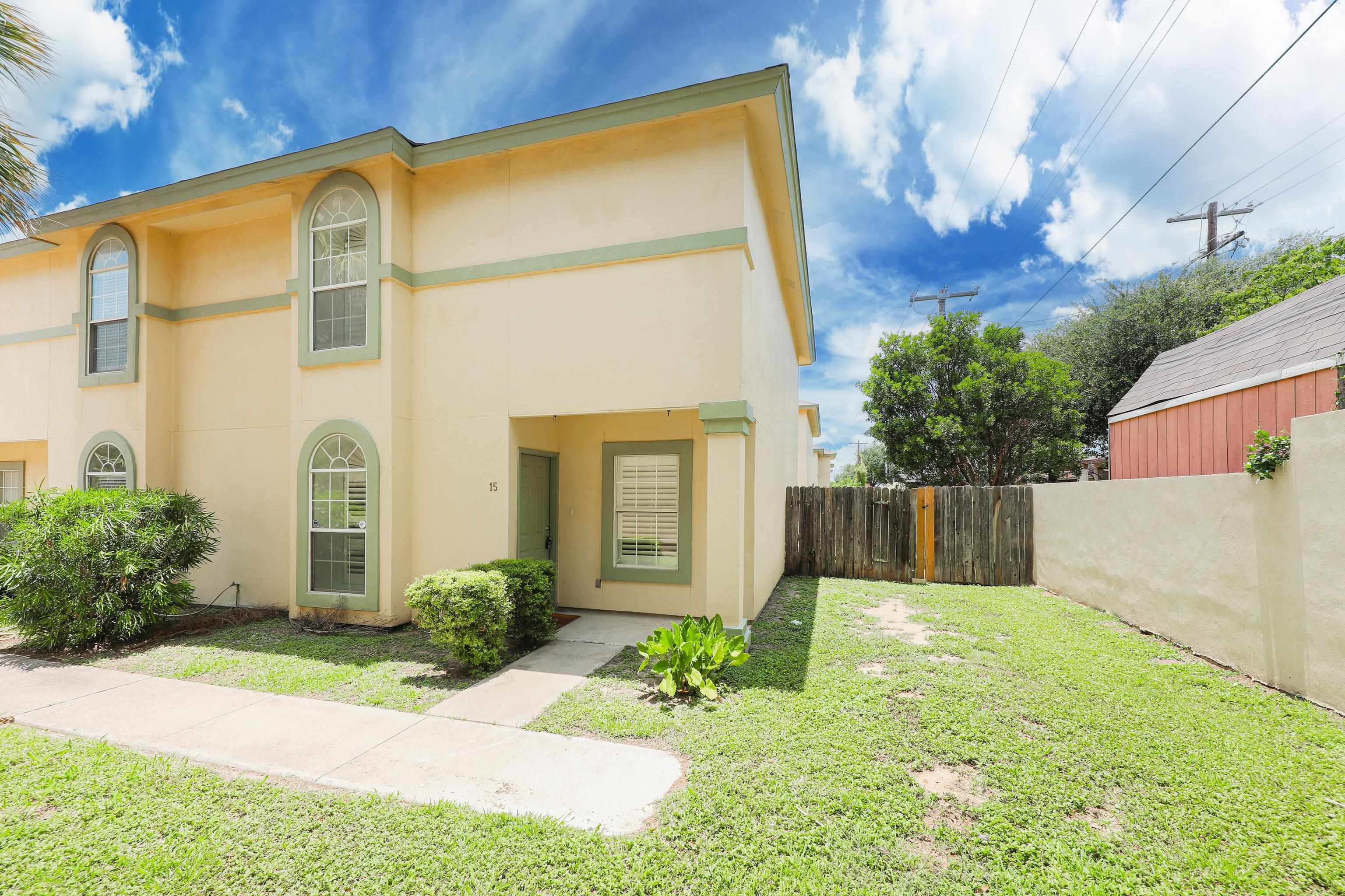 1000 Ranchway Dr Unit: 15