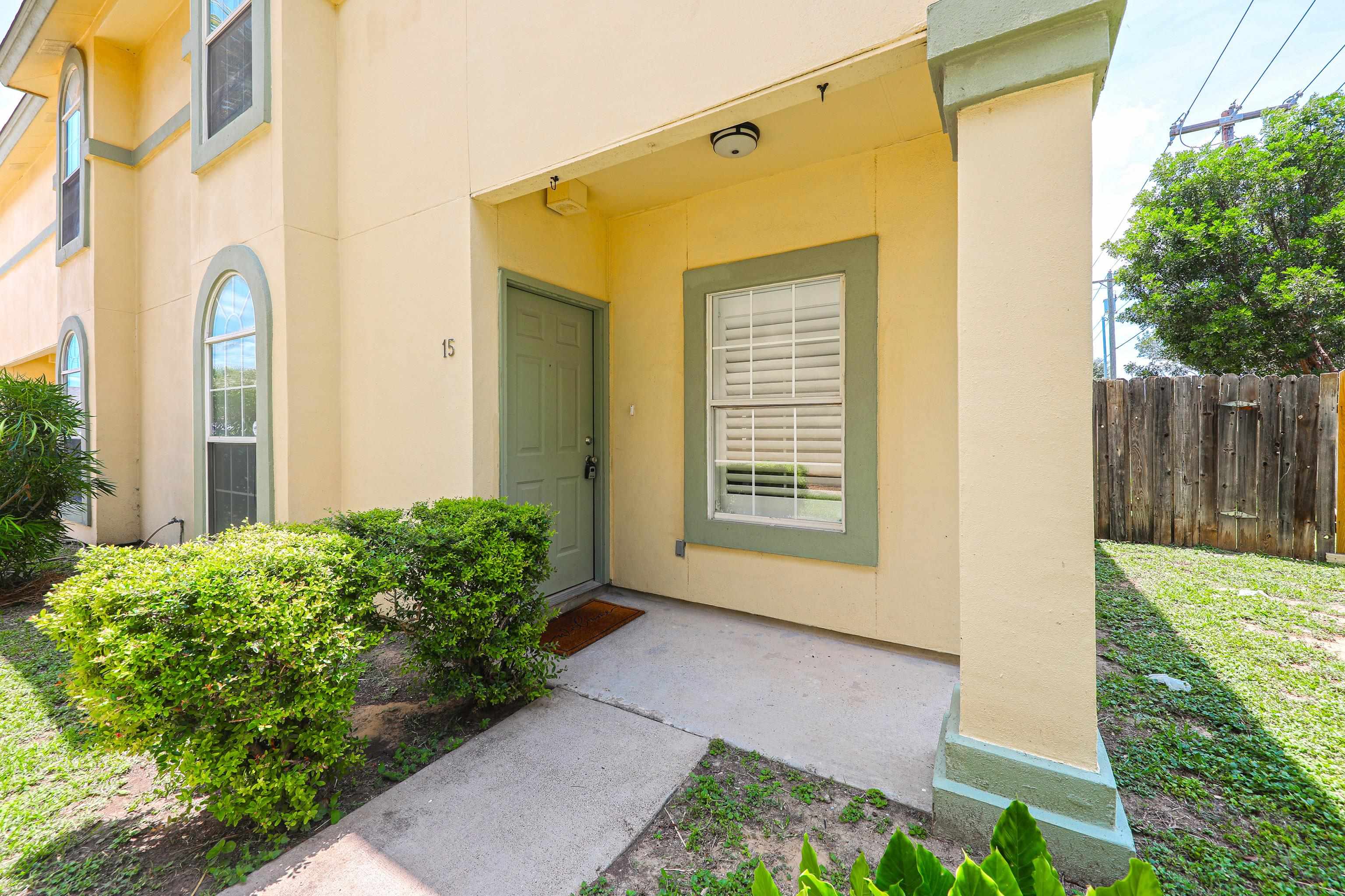 1000 Ranchway Dr Unit: 15