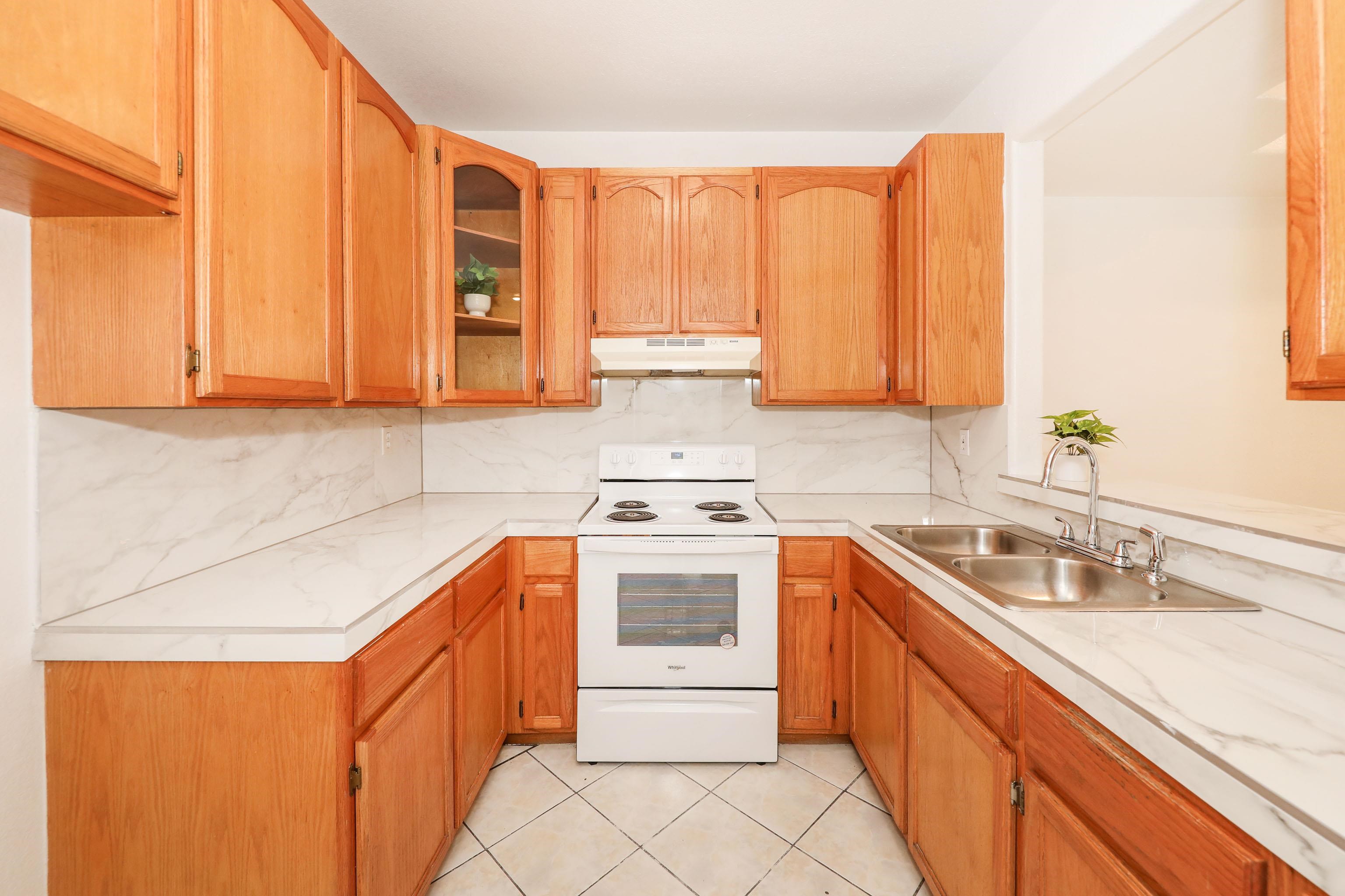 1000 Ranchway Dr Unit: 15