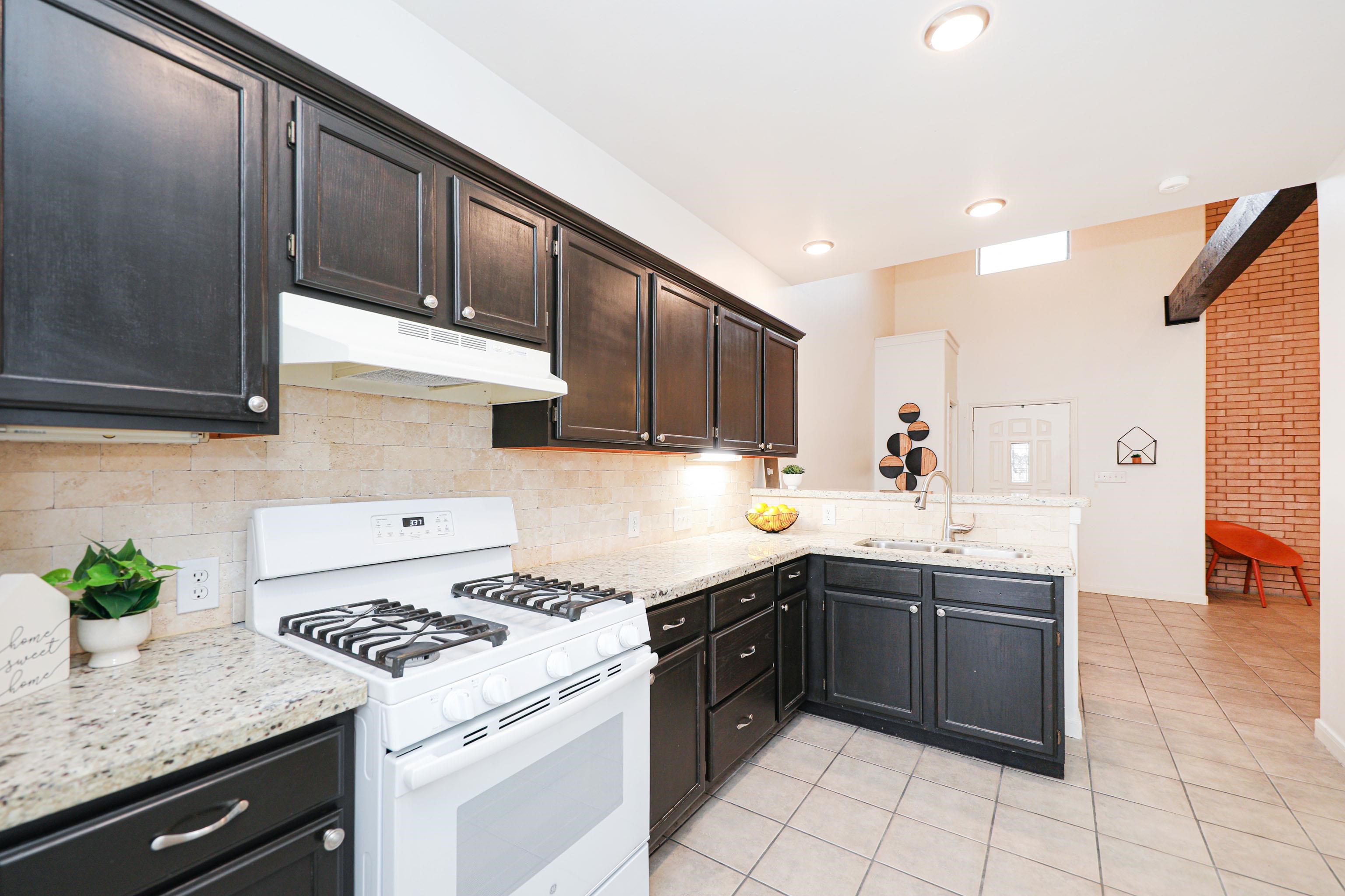 2445 Monarch Dr Unit: 1003