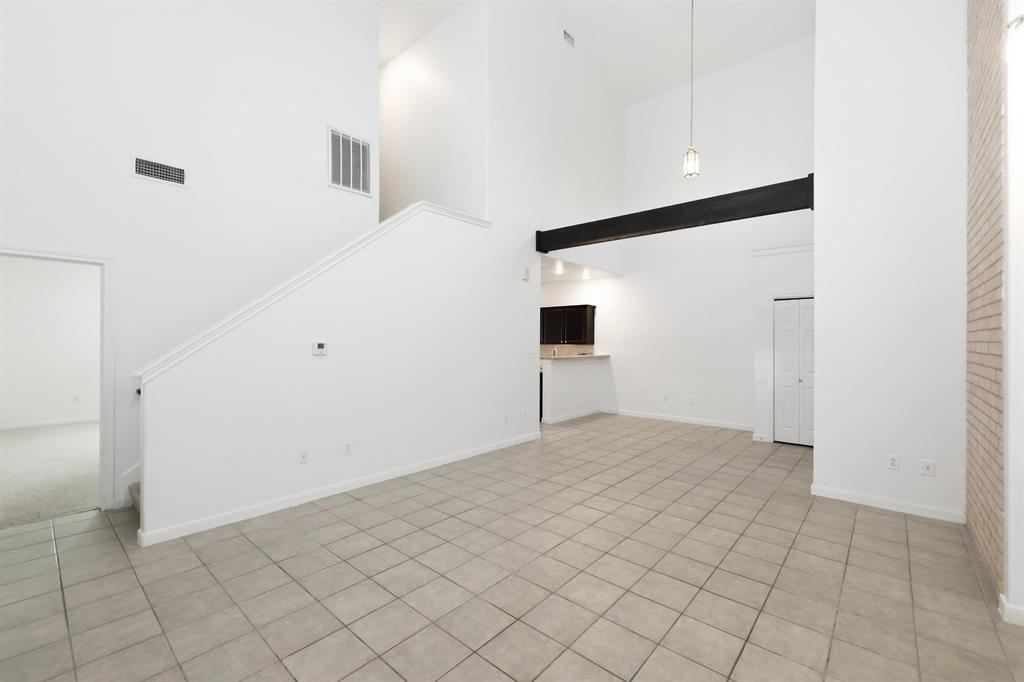 2445 Monarch Dr Unit: 1003