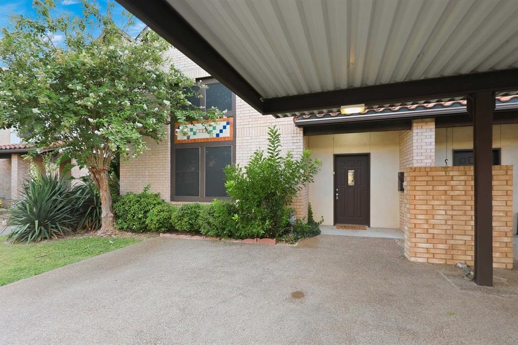 2445 Monarch Dr Unit: 1003