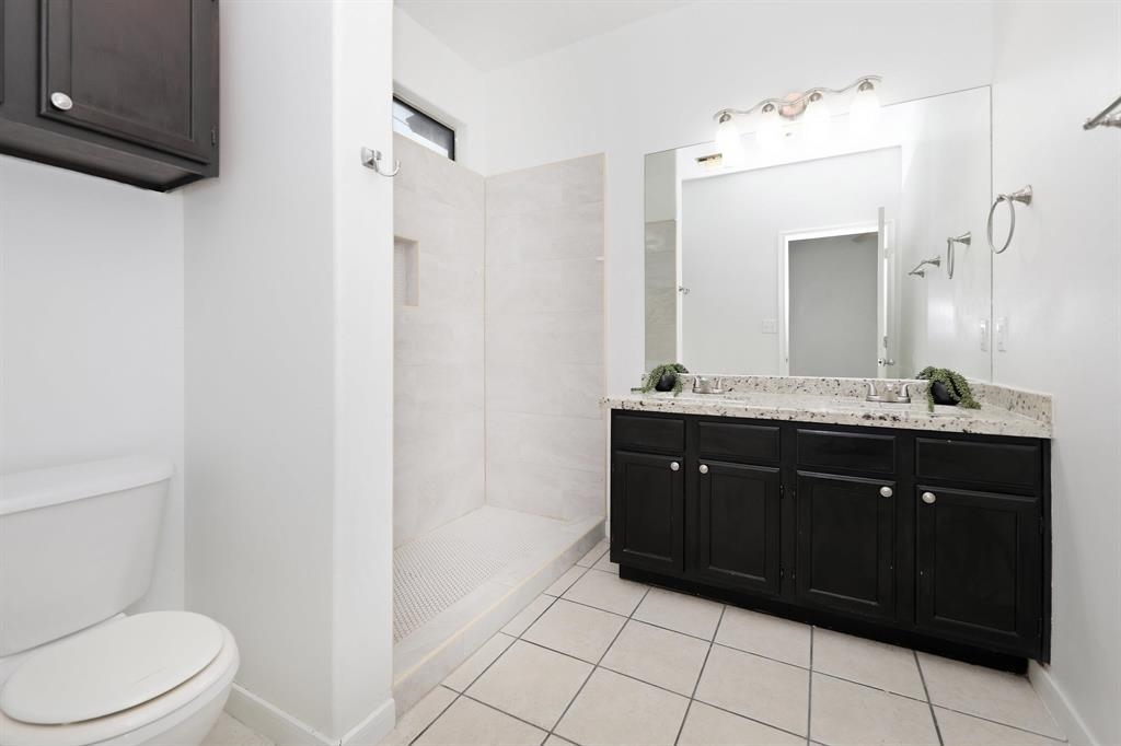 2445 Monarch Dr Unit: 1003