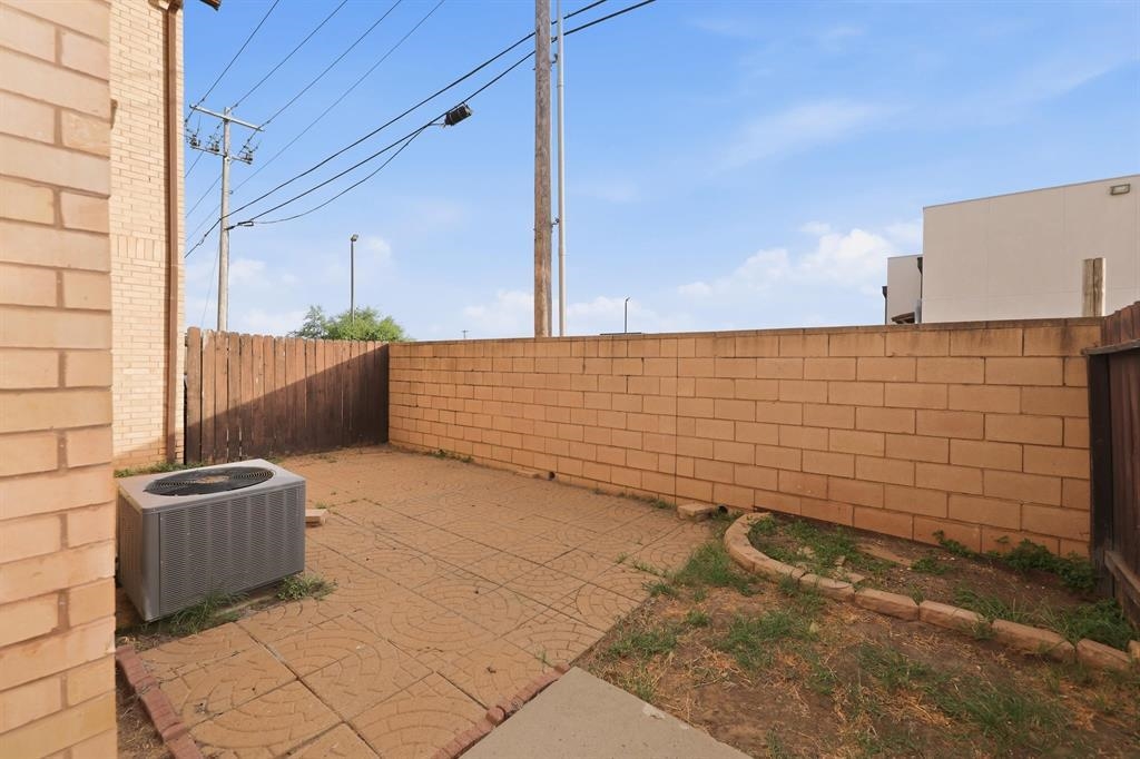 2445 Monarch Dr Unit: 1003
