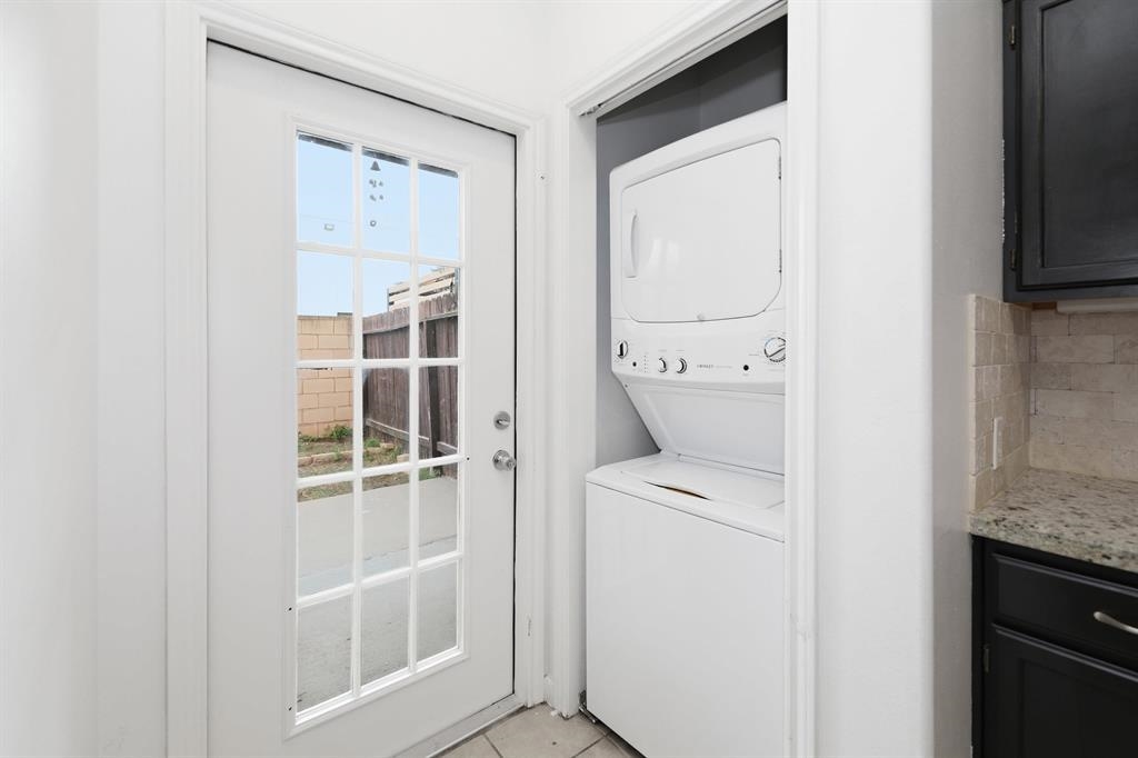 2445 Monarch Dr Unit: 1003