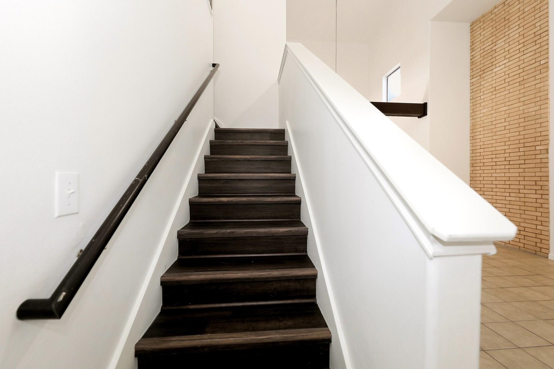 2445 Monarch Dr Unit: 1003