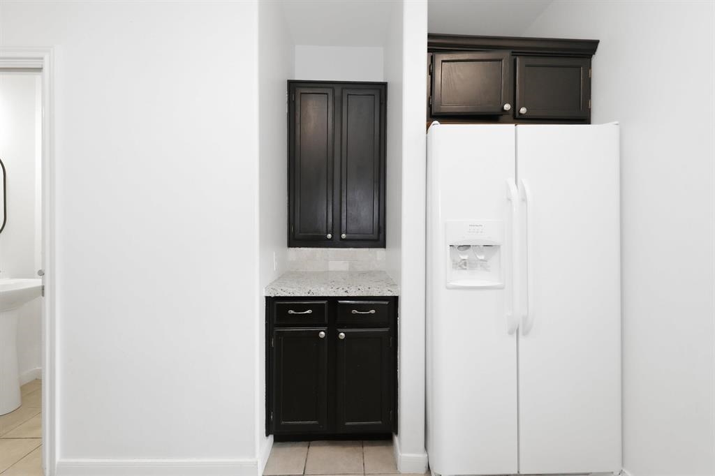 2445 Monarch Dr Unit: 1003